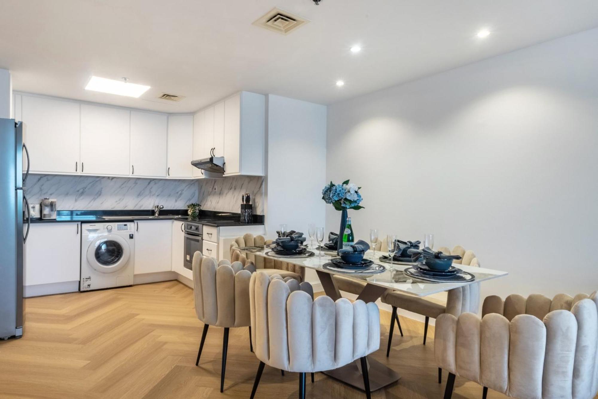 The Smart Concierge - Princess Tower Apartment *