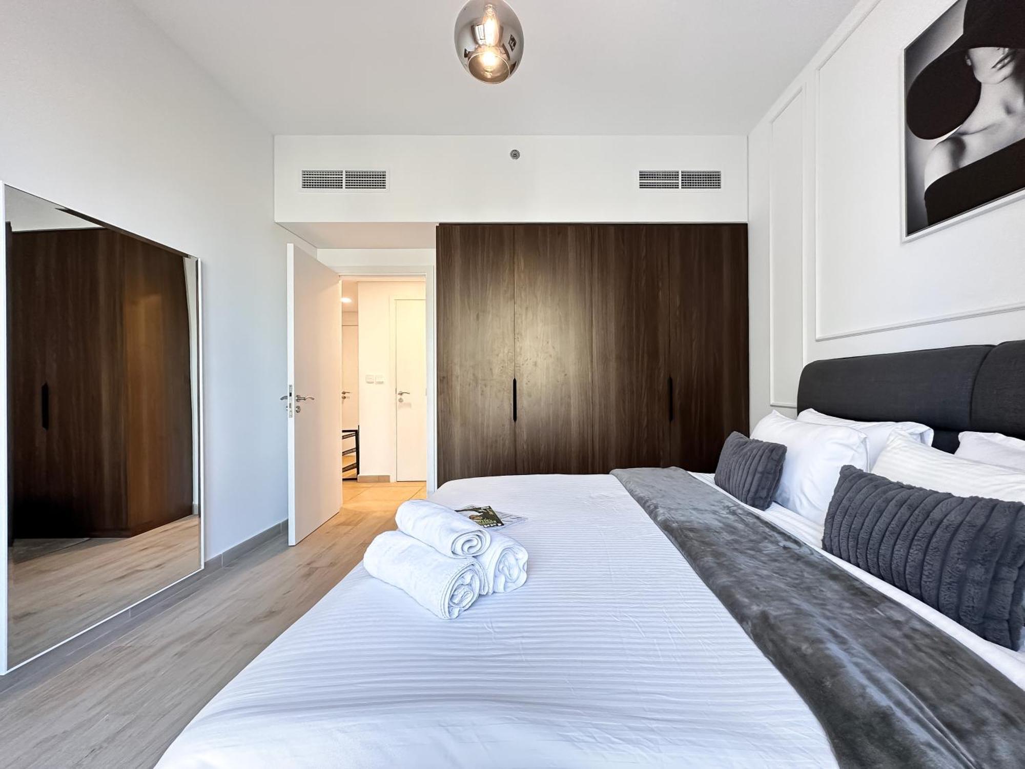 Trophy Celestial Shores Condo1br With Burj Alarab Views In Madinat Jumeirah Living Dubai