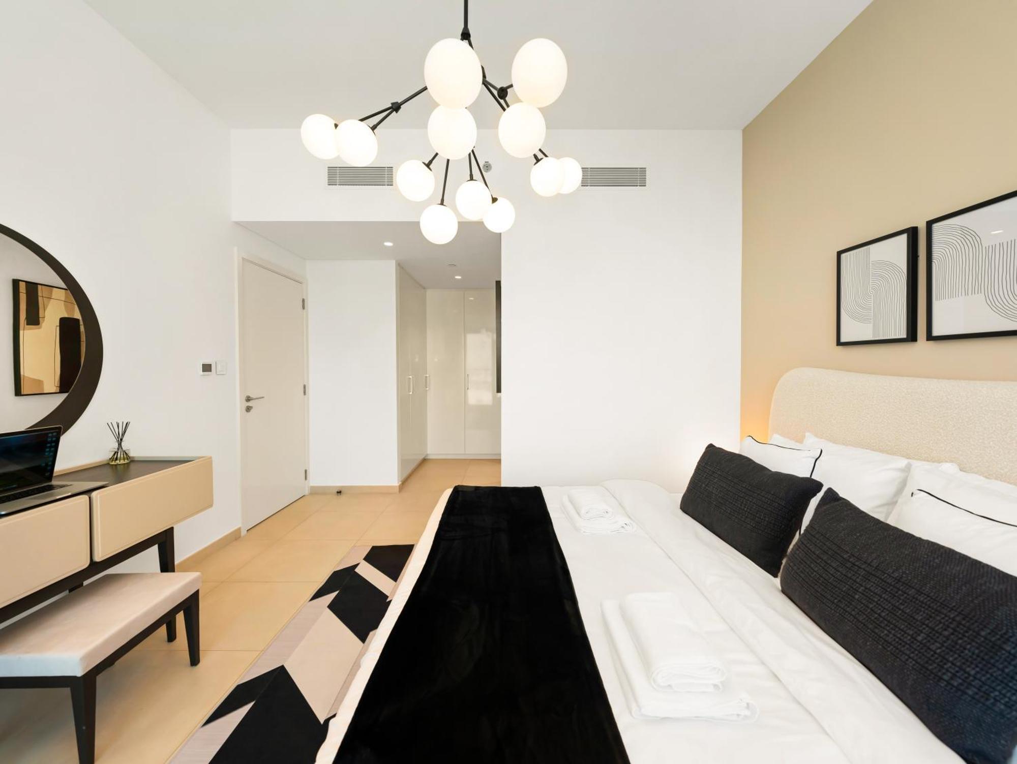 Royal Vista At Downtown Views Ii - Views - Brand New Luxury 2br Apartamento