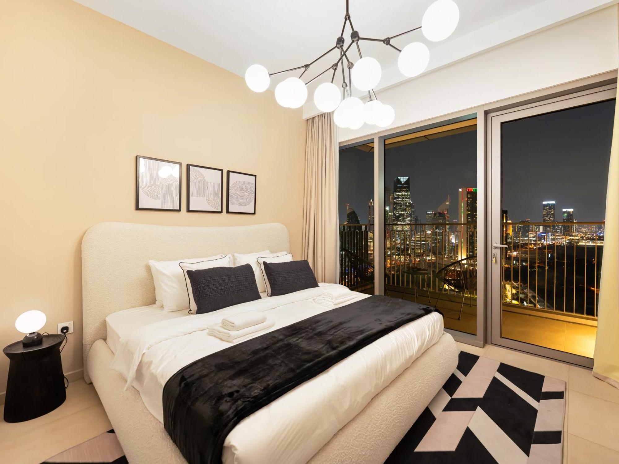 Royal Vista At Downtown Views Ii - Views - Brand New Luxury 2br *