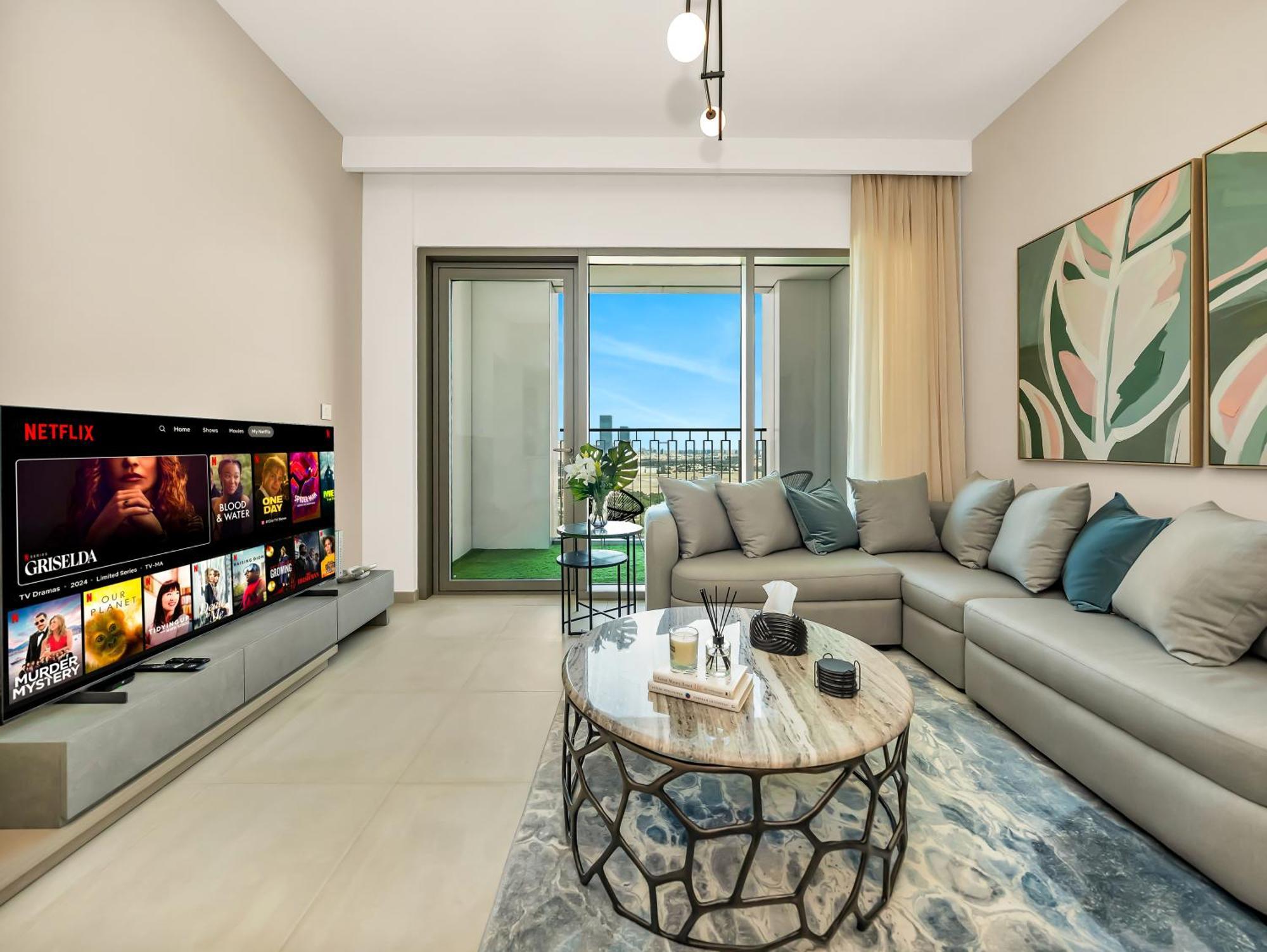 Royal Vista At Downtown Views Ii - Views - Brand New Luxury 2br *