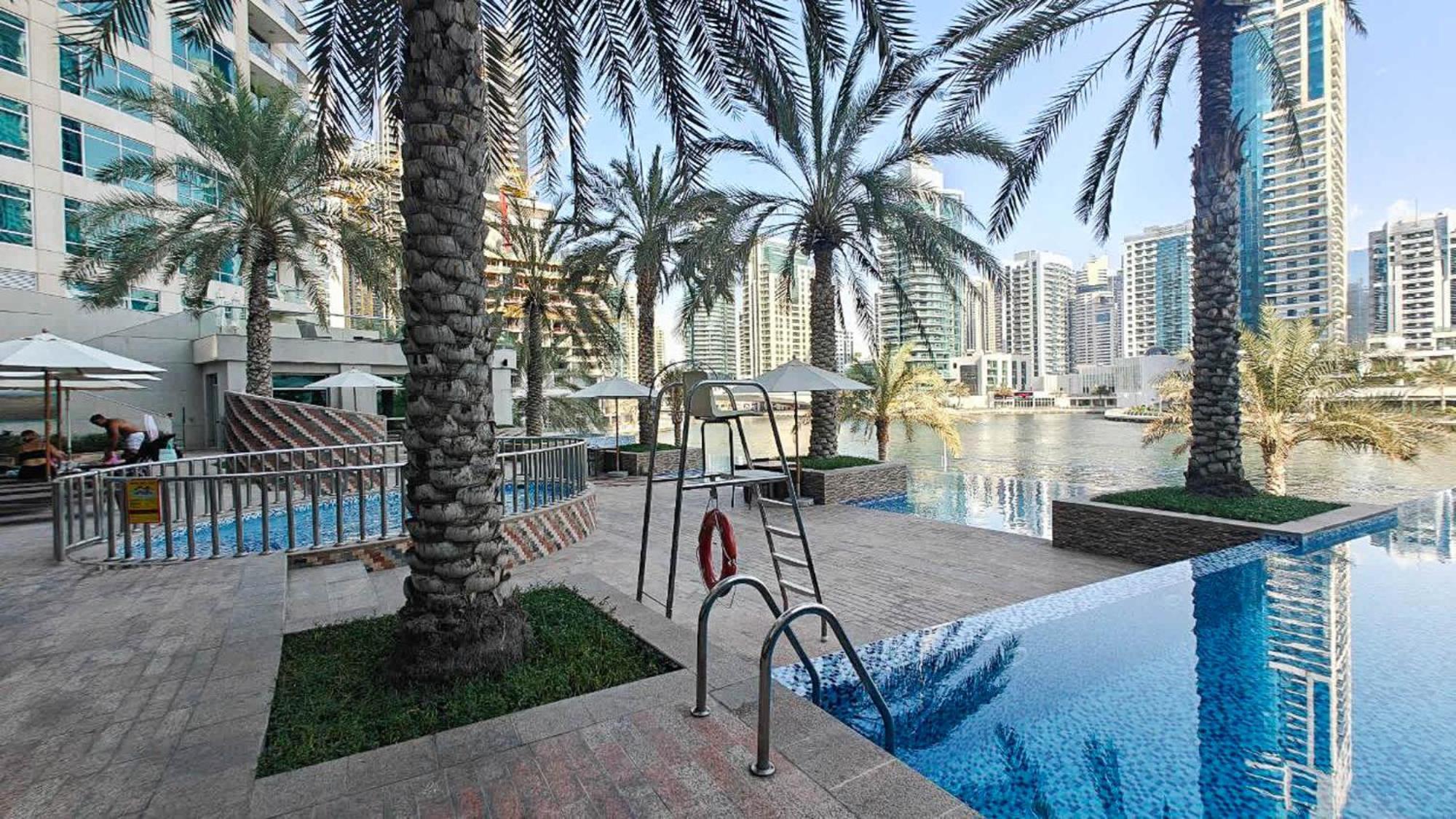Stylish 1-bedroom For 4 In Marina Apartment Dubai