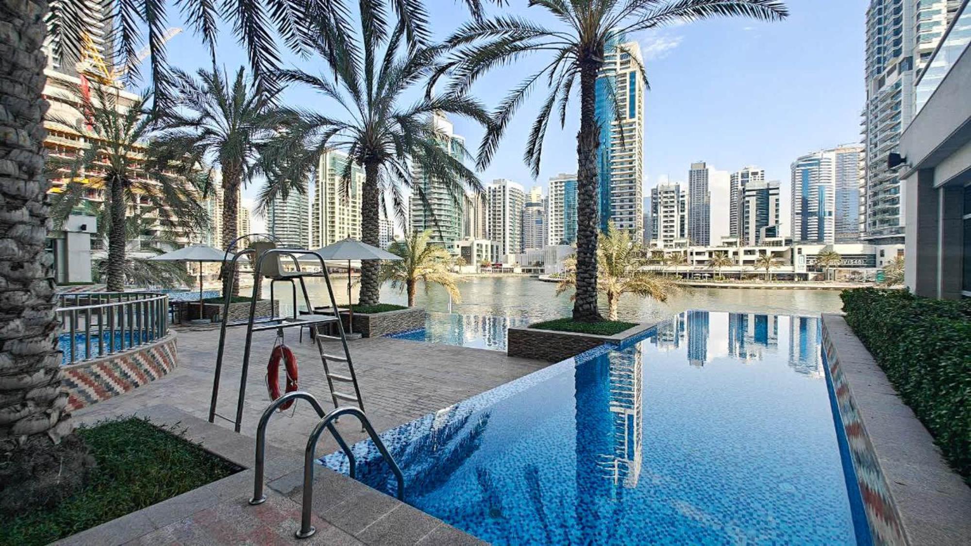 Stylish 1-bedroom For 4 In Marina * Dubai