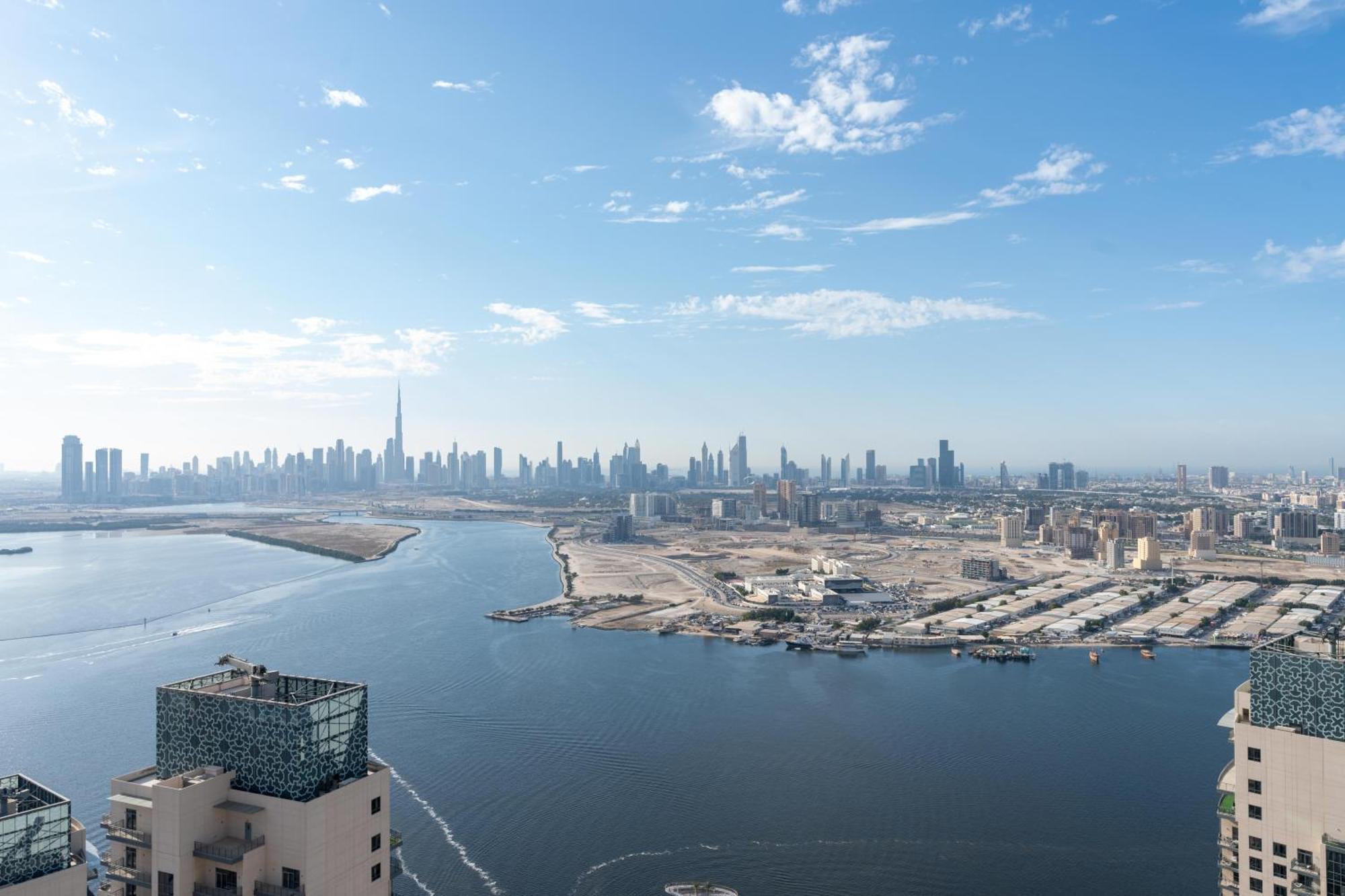 Spacious & Amazing 3 Bedroom Penthouse Burj Khalifa View Dubai