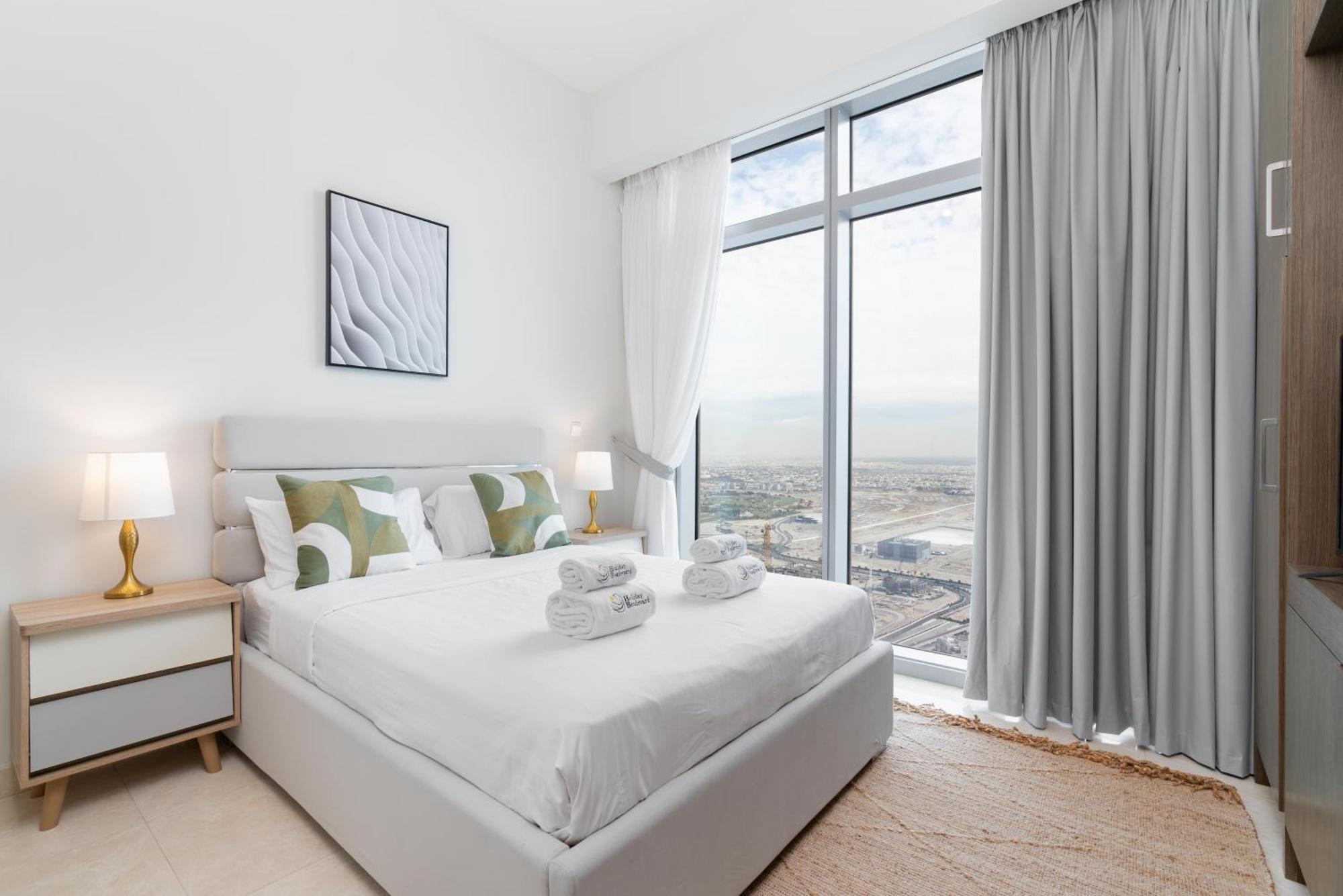 Spacious & Amazing 3 Bedroom Penthouse Burj Khalifa View Apartment