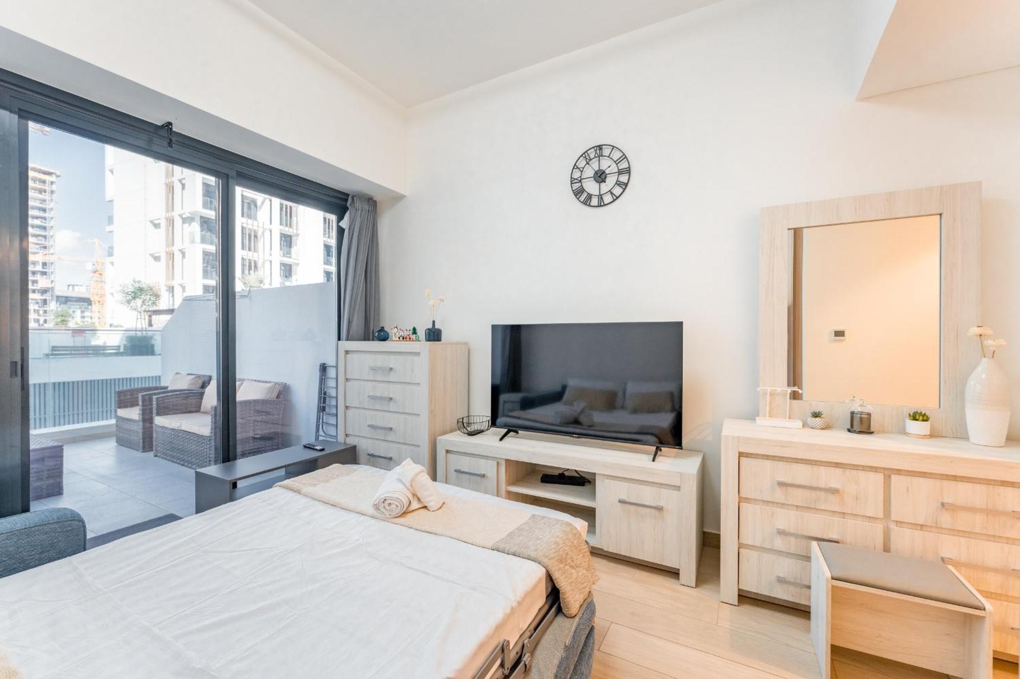 Apartment Azizi Riviera 42 - Studio By Pk Holidays