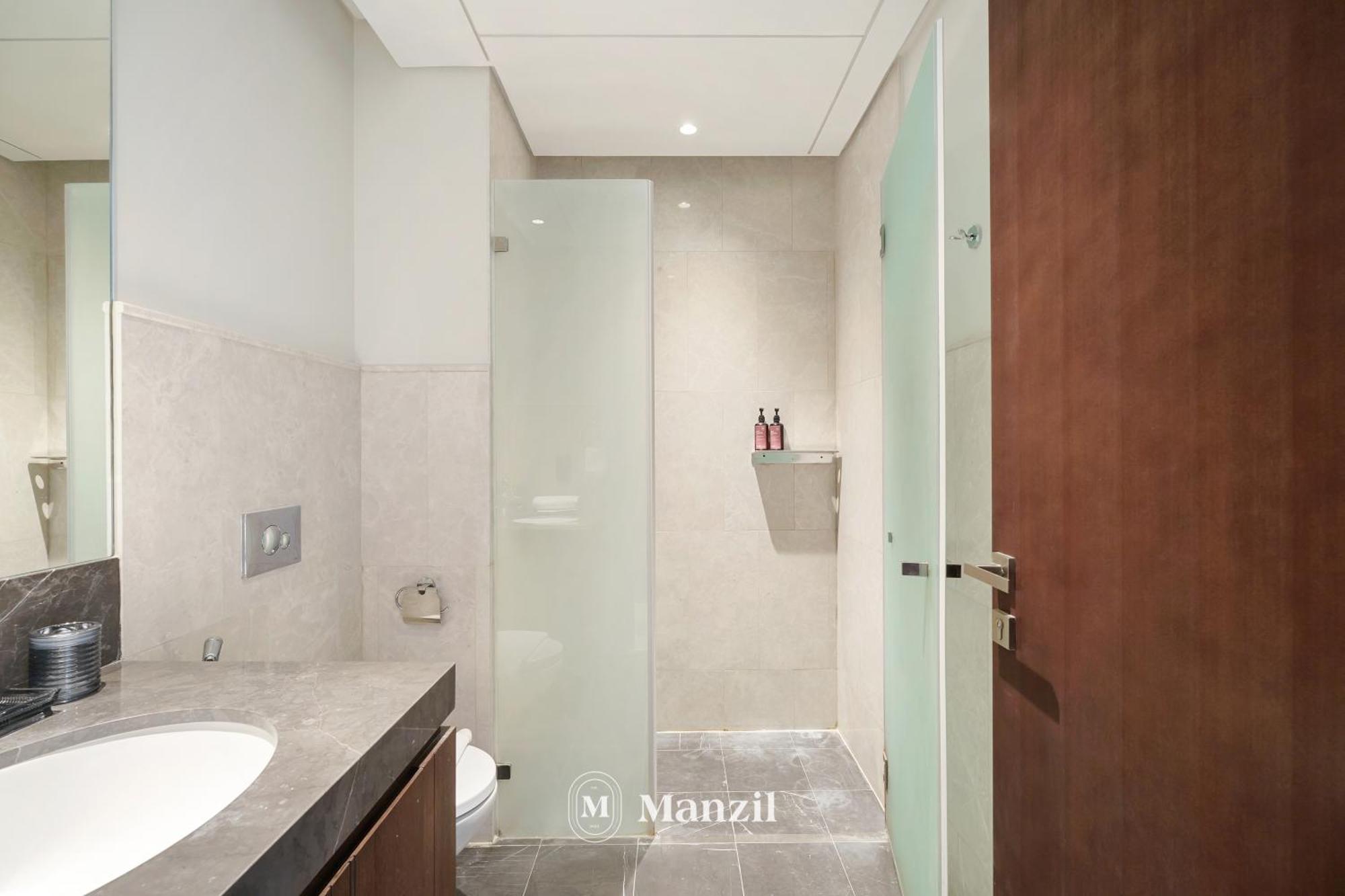 High Floor Luxury 2br Near Golf & Marina In Jlt