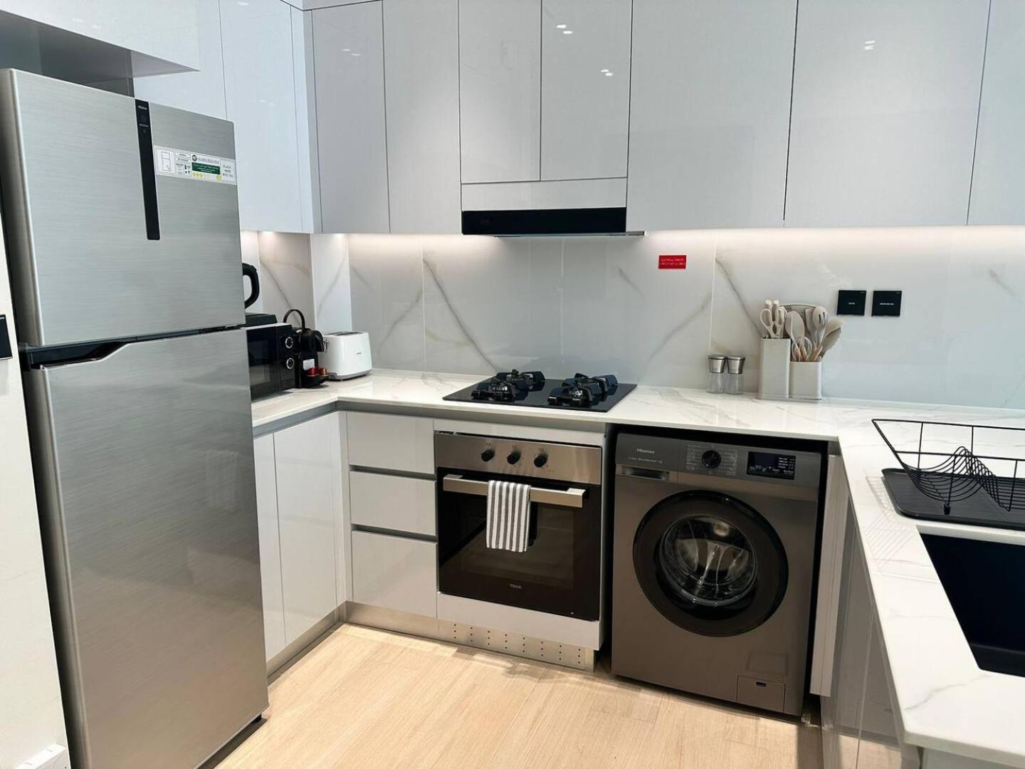 Apartment Comfortable 1br In Jvc Balcony Free Parking