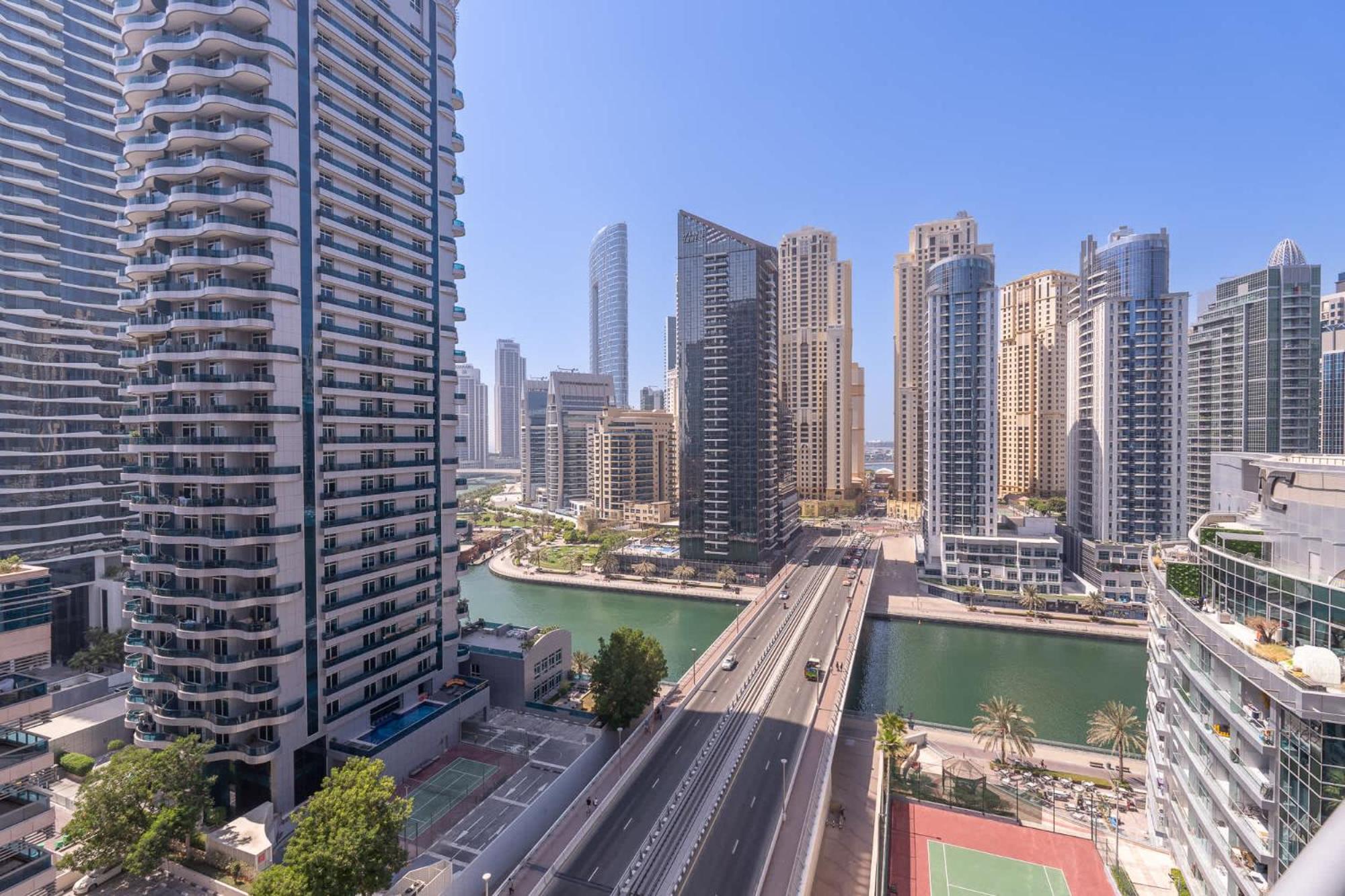 Cozy 3br With View In Marina! Apartment *