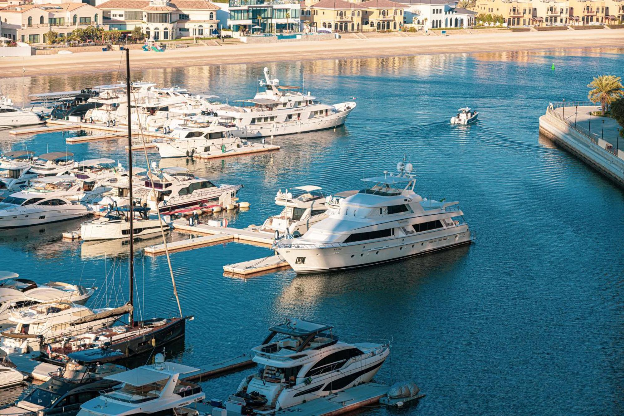 Marina Haven I Waterfront I Pool I Gym And Sauna Apartment *