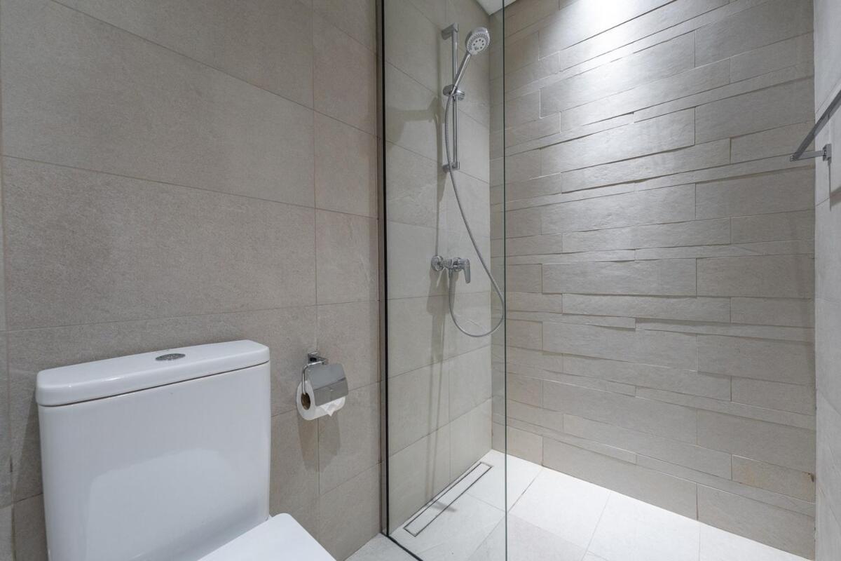 Apartment Serene At Azizi Riviera Near To Burj Khalifa Dubai