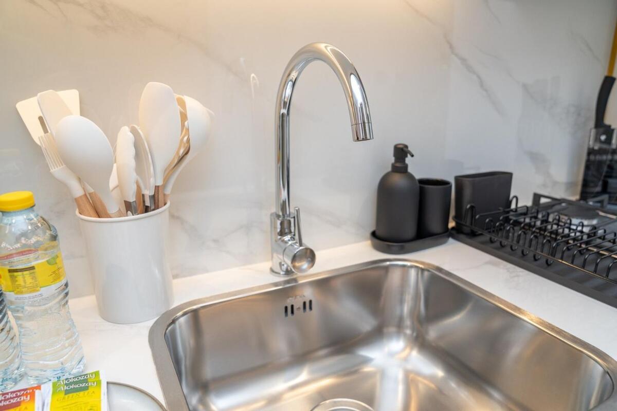 Apartment Serene At Azizi Riviera Near To Burj Khalifa *