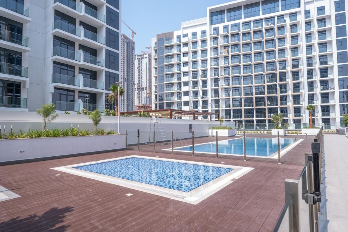 Serene At Azizi Riviera Near To Burj Khalifa * Dubai