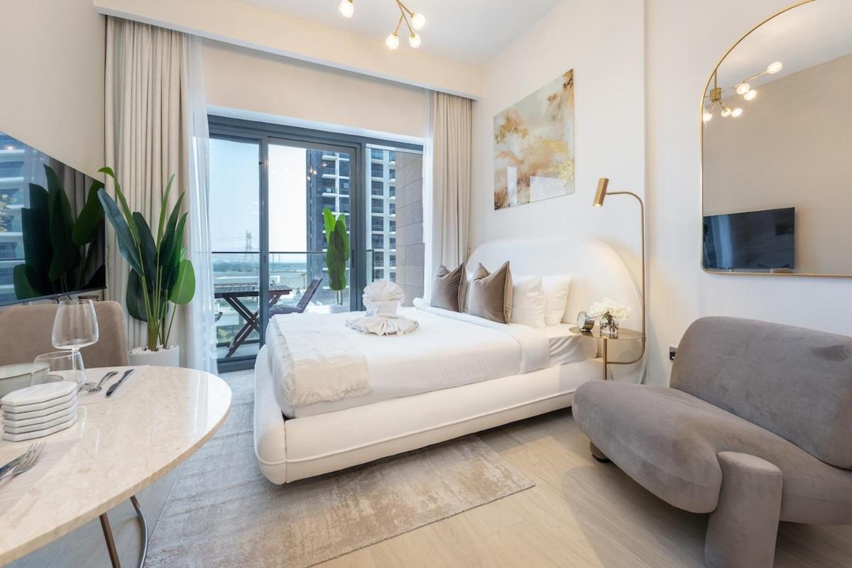 Serene At Azizi Riviera Near To Burj Khalifa