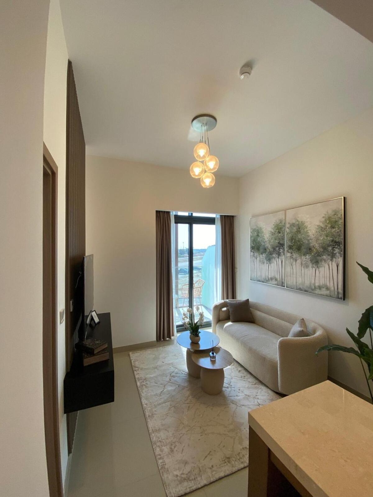 Cozy 1 Bedroom Near Downtown