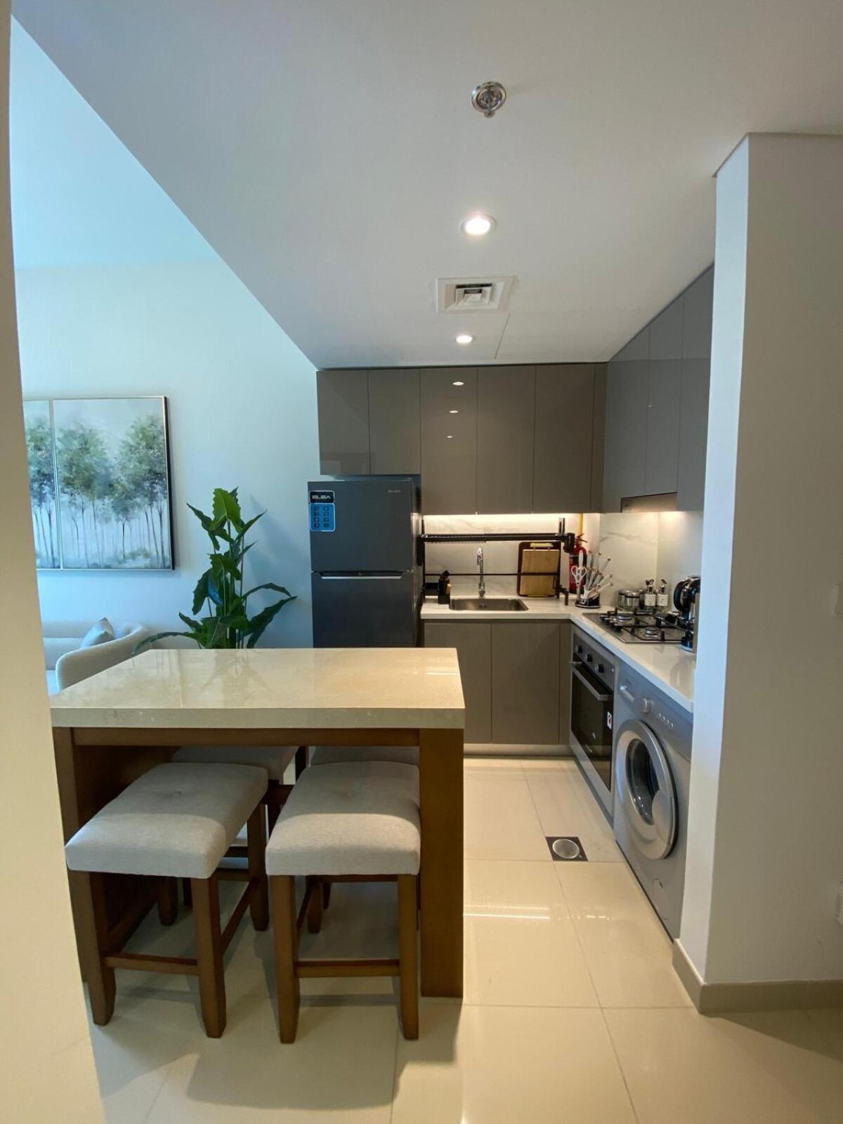 Apartment Cozy 1 Bedroom Near Downtown *
