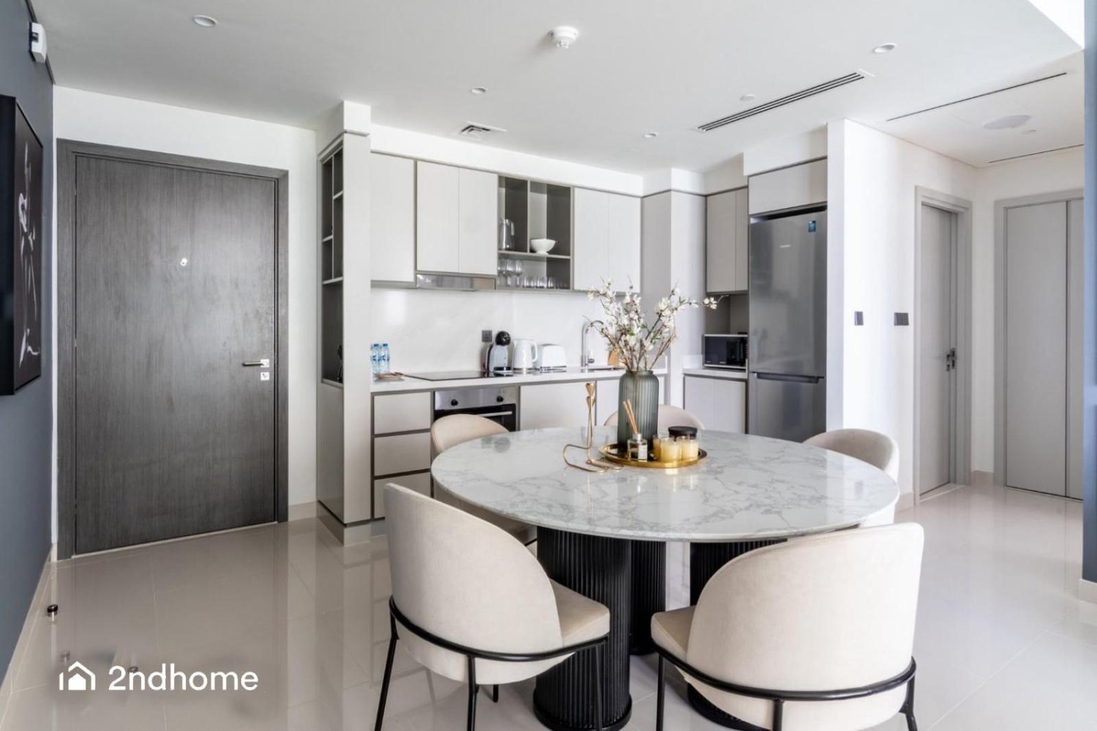 Sophisticated 1 Bedroom With Breathtaking Sea View