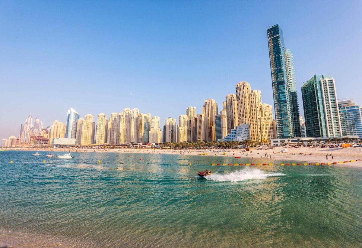 Cozy 1bd Near Jbr Apartment