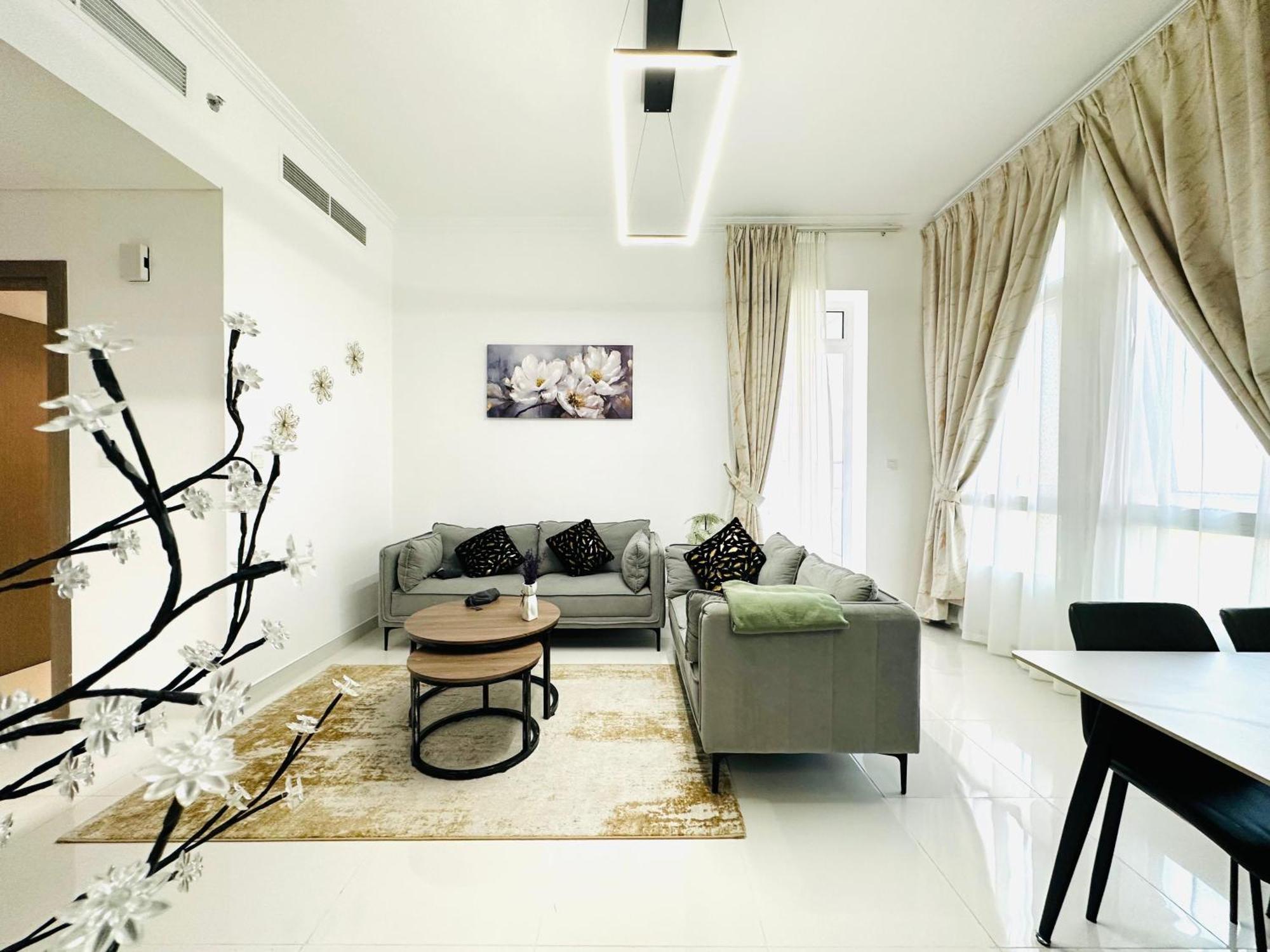 Apartment 2-bhk -modern Interior *