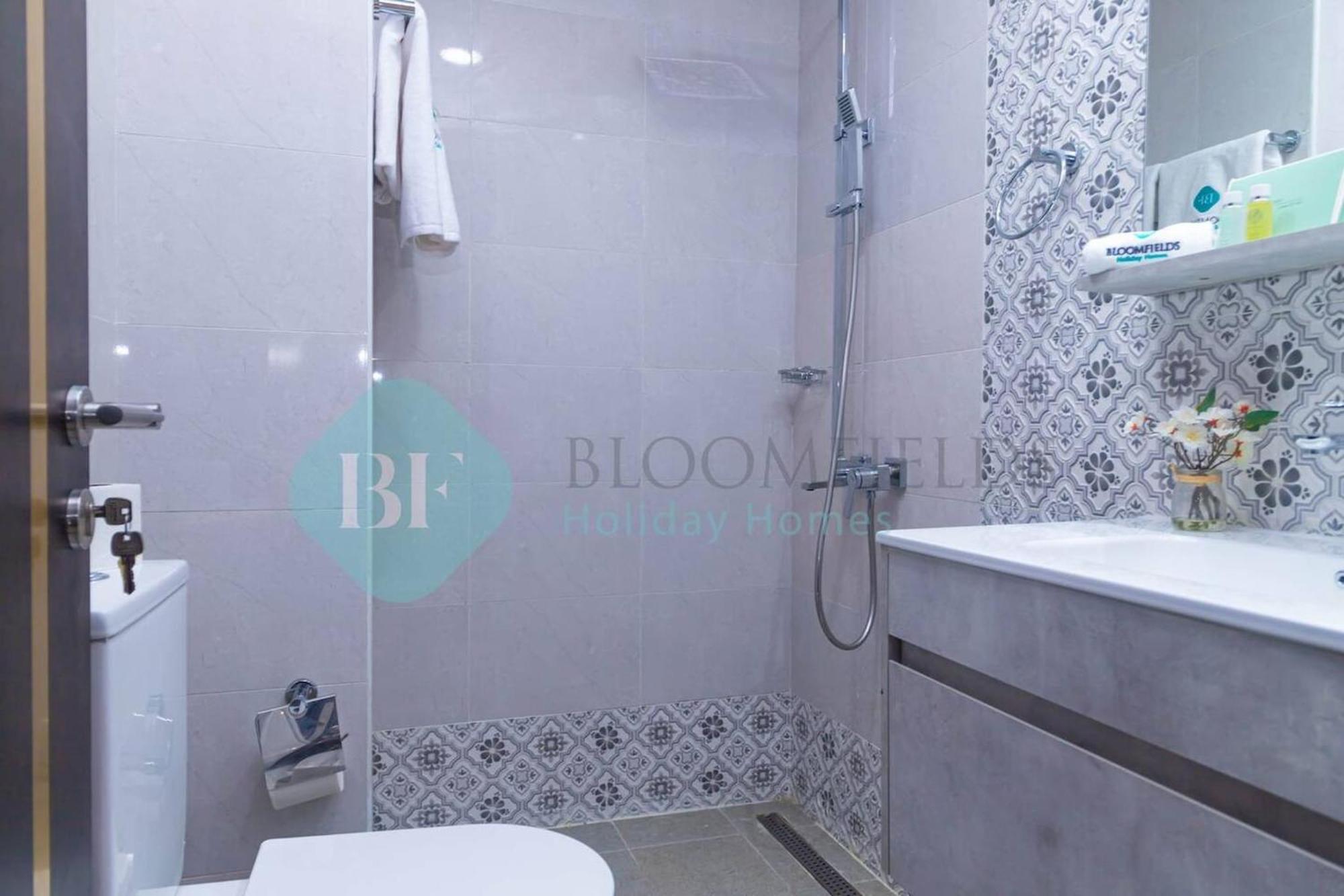 Bloomfields Elegance Stu In Arjan * Dubai