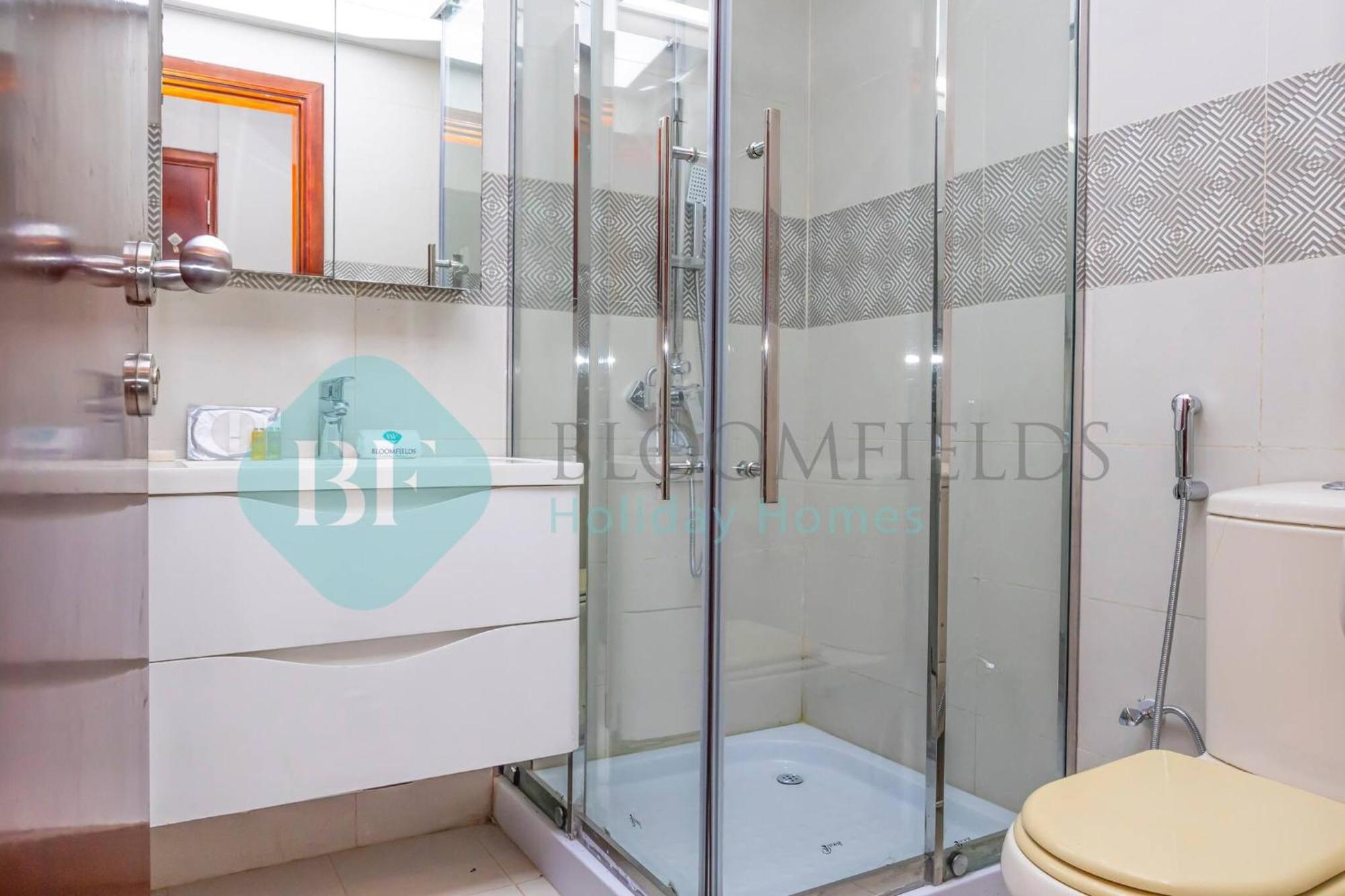 Daire Bloomfields 1bedroom Cozy 1br Golf Tower