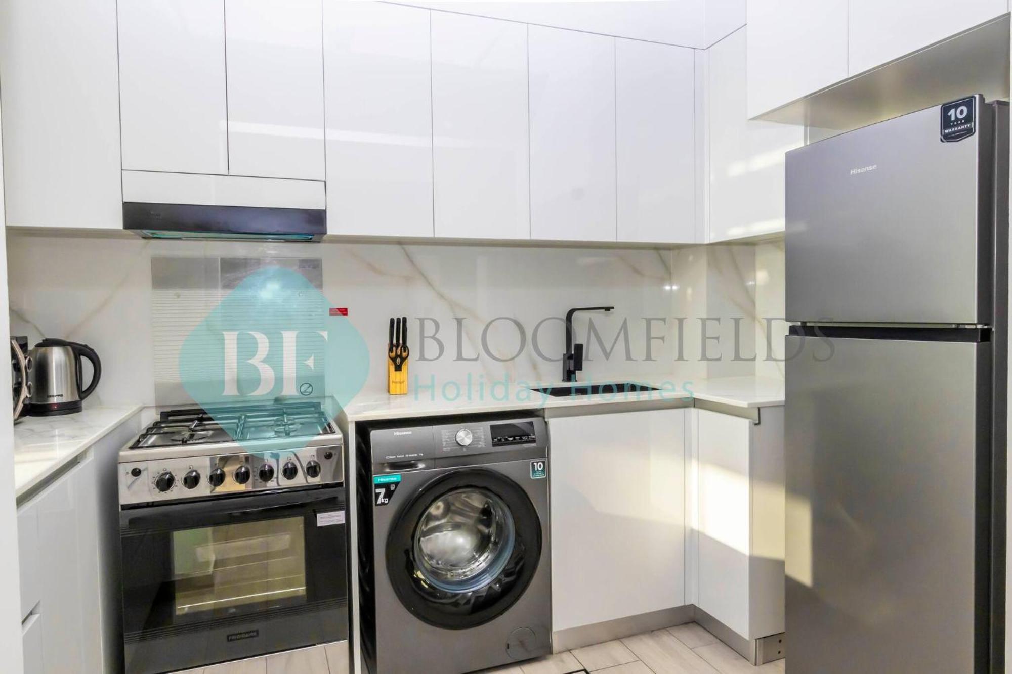 Bloomfield's Elegant 1br Binghatti Heights Jvc Apartment