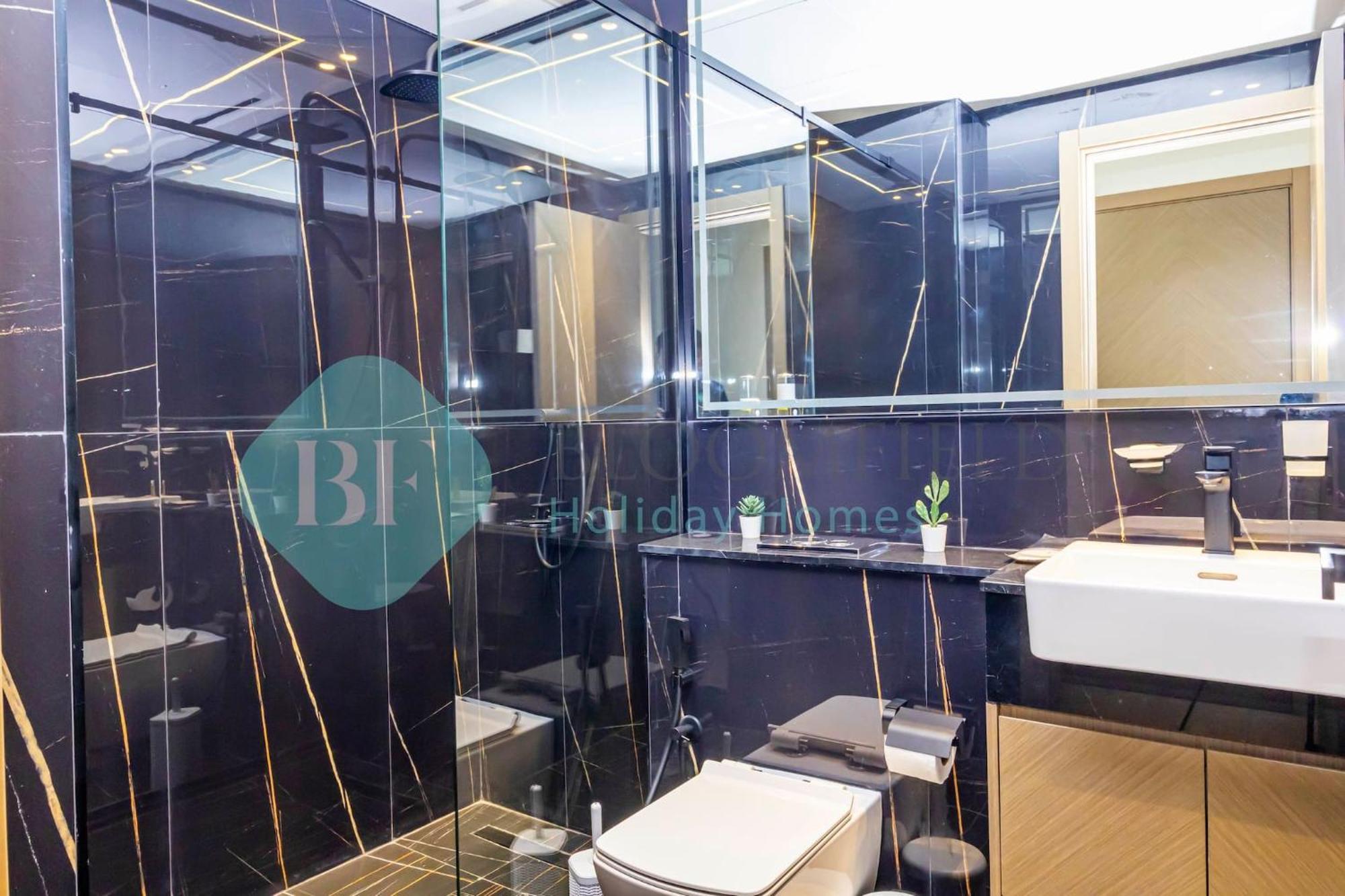 Bloomfield's Elegant 1br Binghatti Heights Jvc *