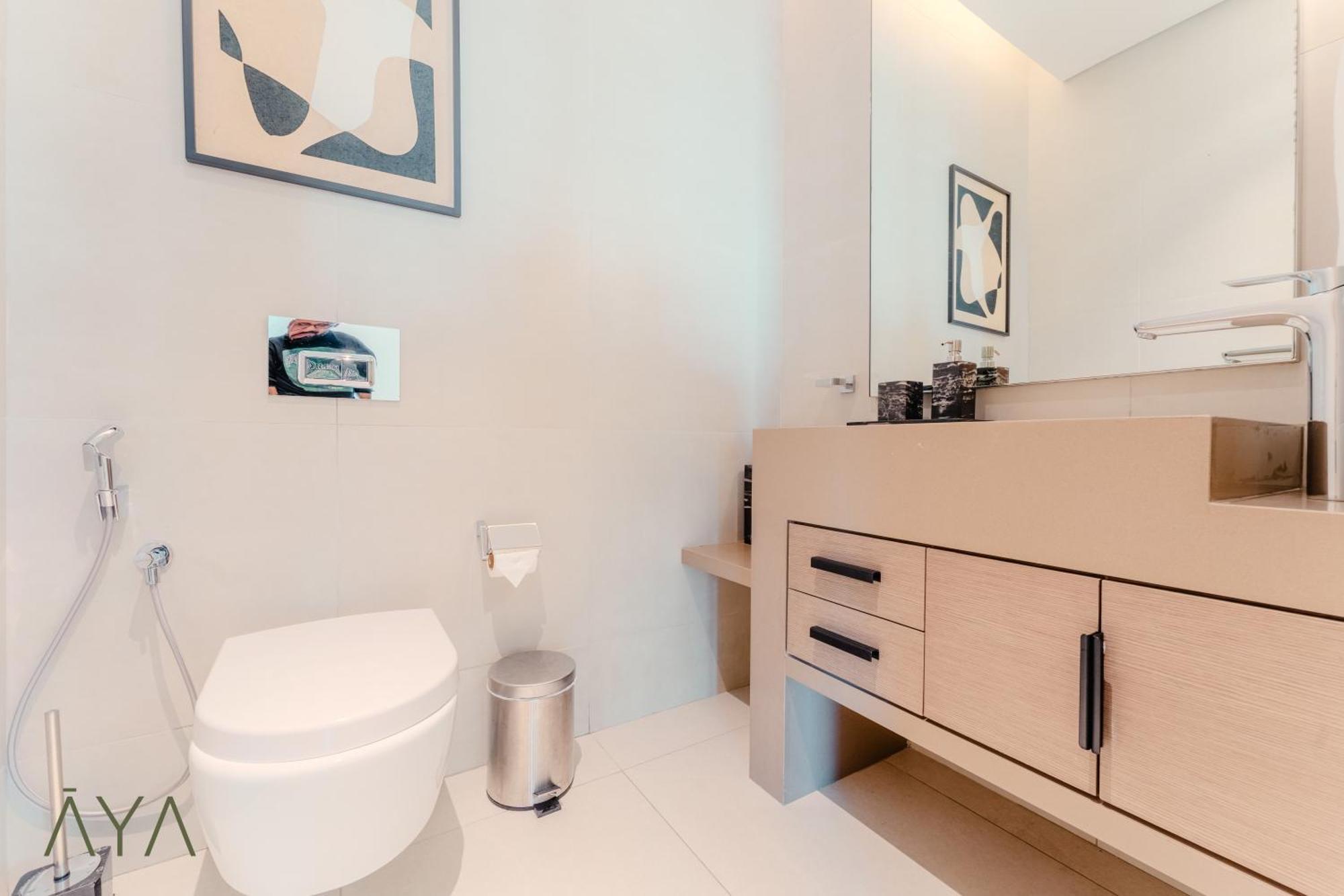 Luxury Beachfront 1br Jumeirah Gate Tower 1