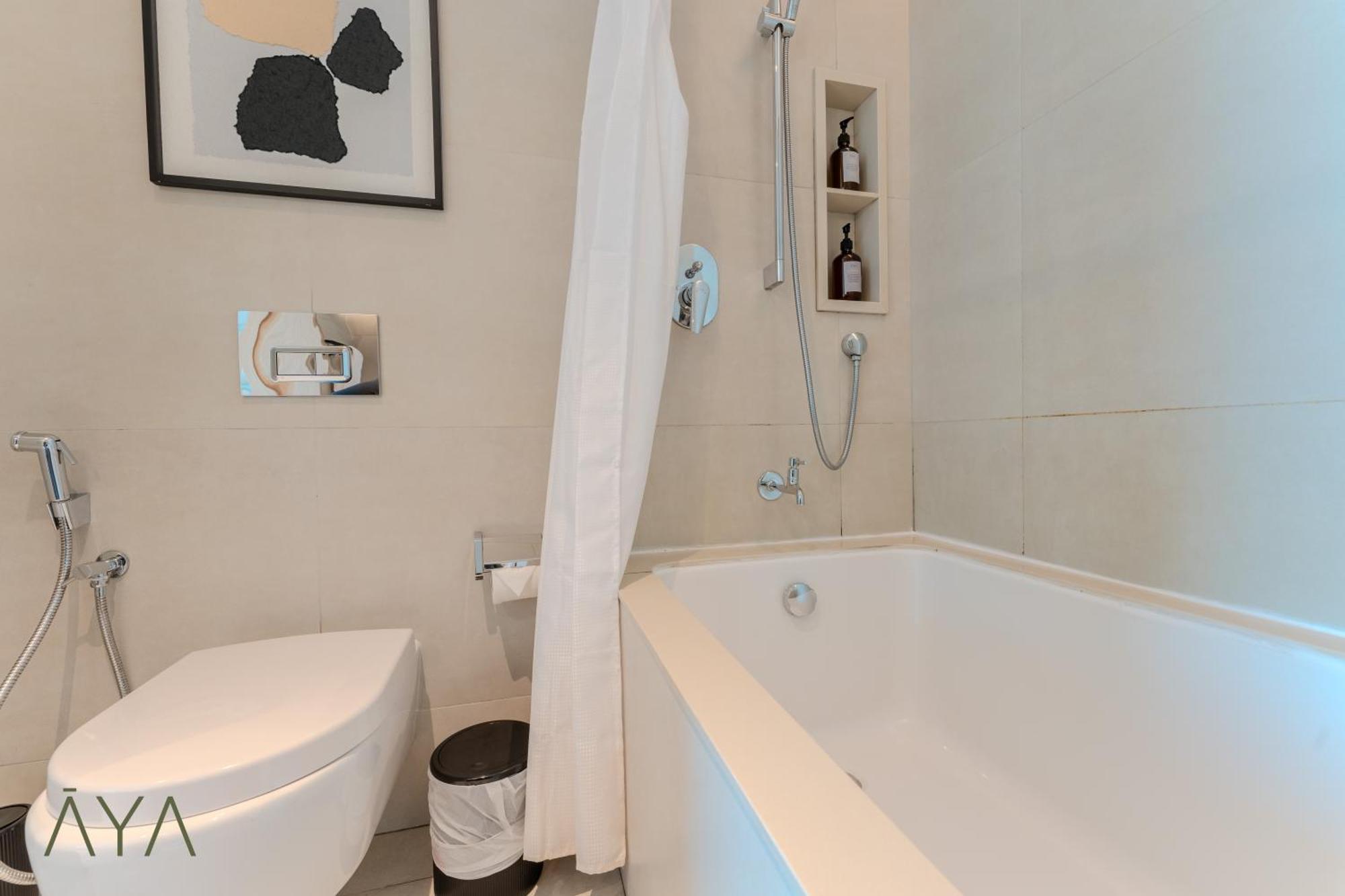 Luxury Beachfront 1br Jumeirah Gate Tower 1