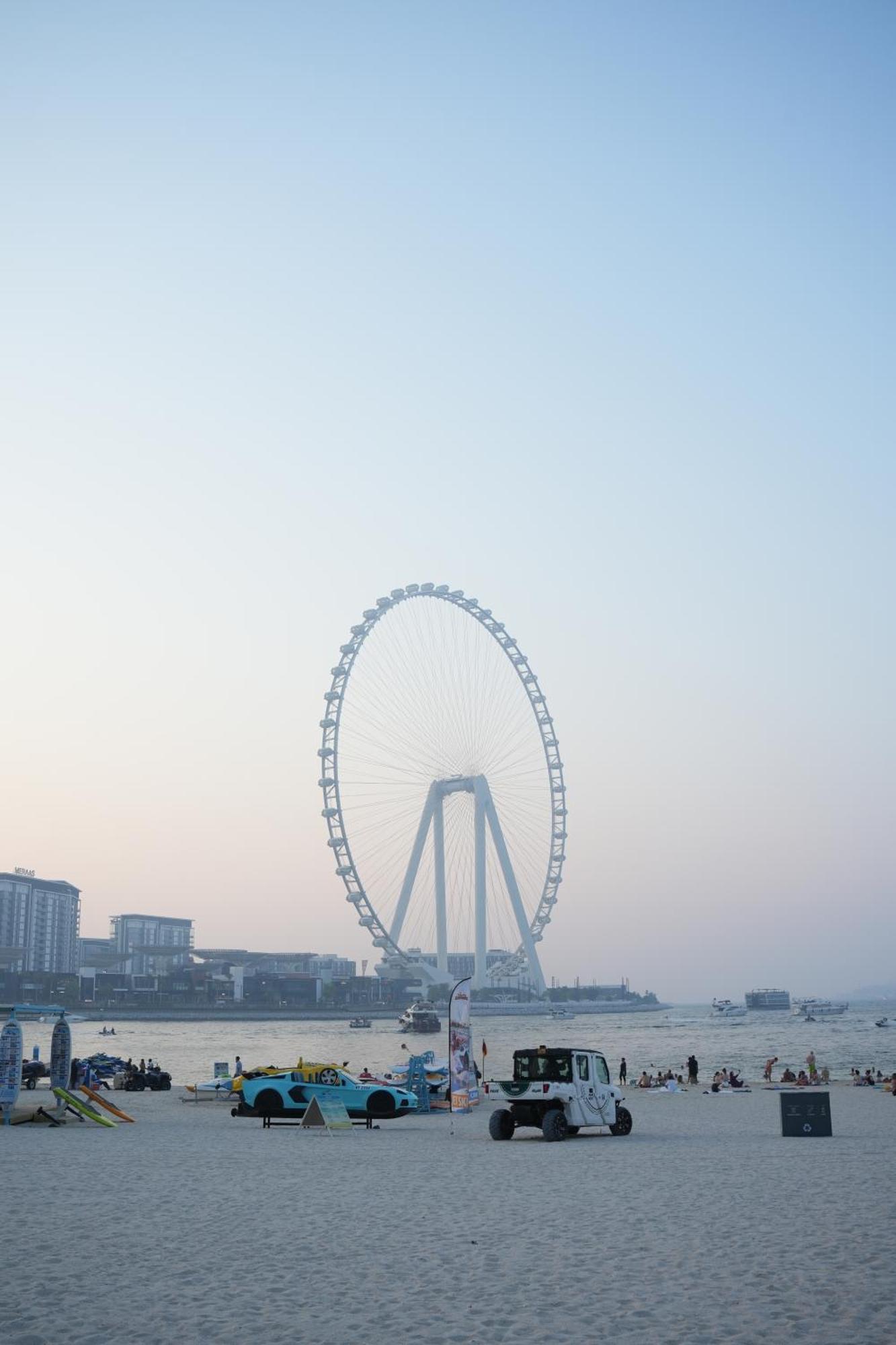 Kapselhotel Yellow Parrot Jbr