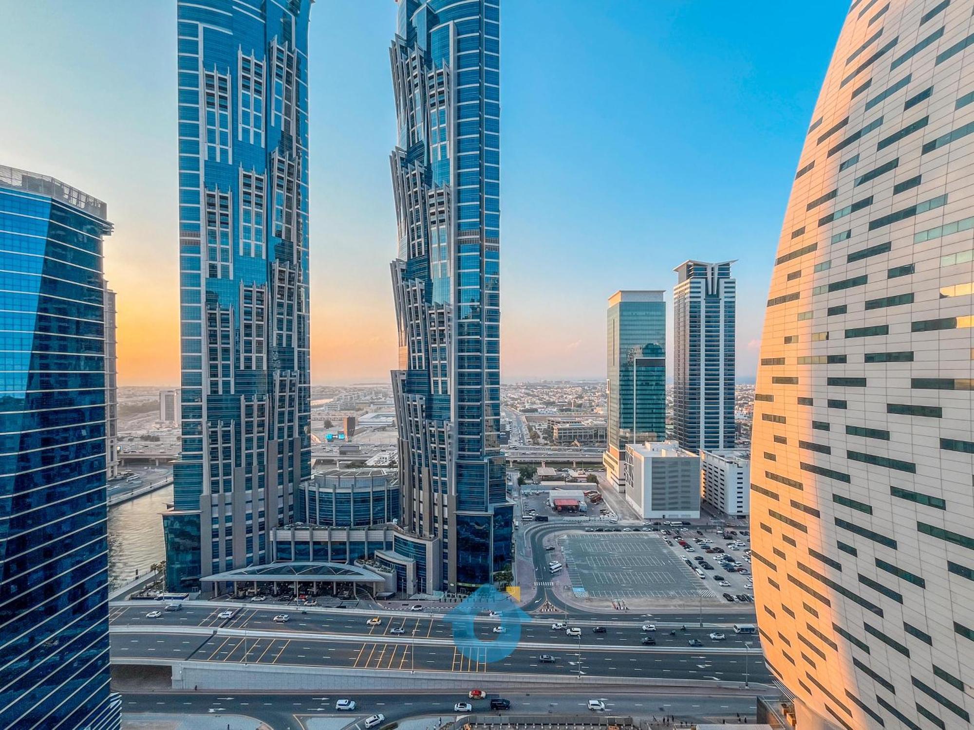 Like - 2618 Elegant 1-bedroom In Merano Tower, Business Bay, Apartment Dubai