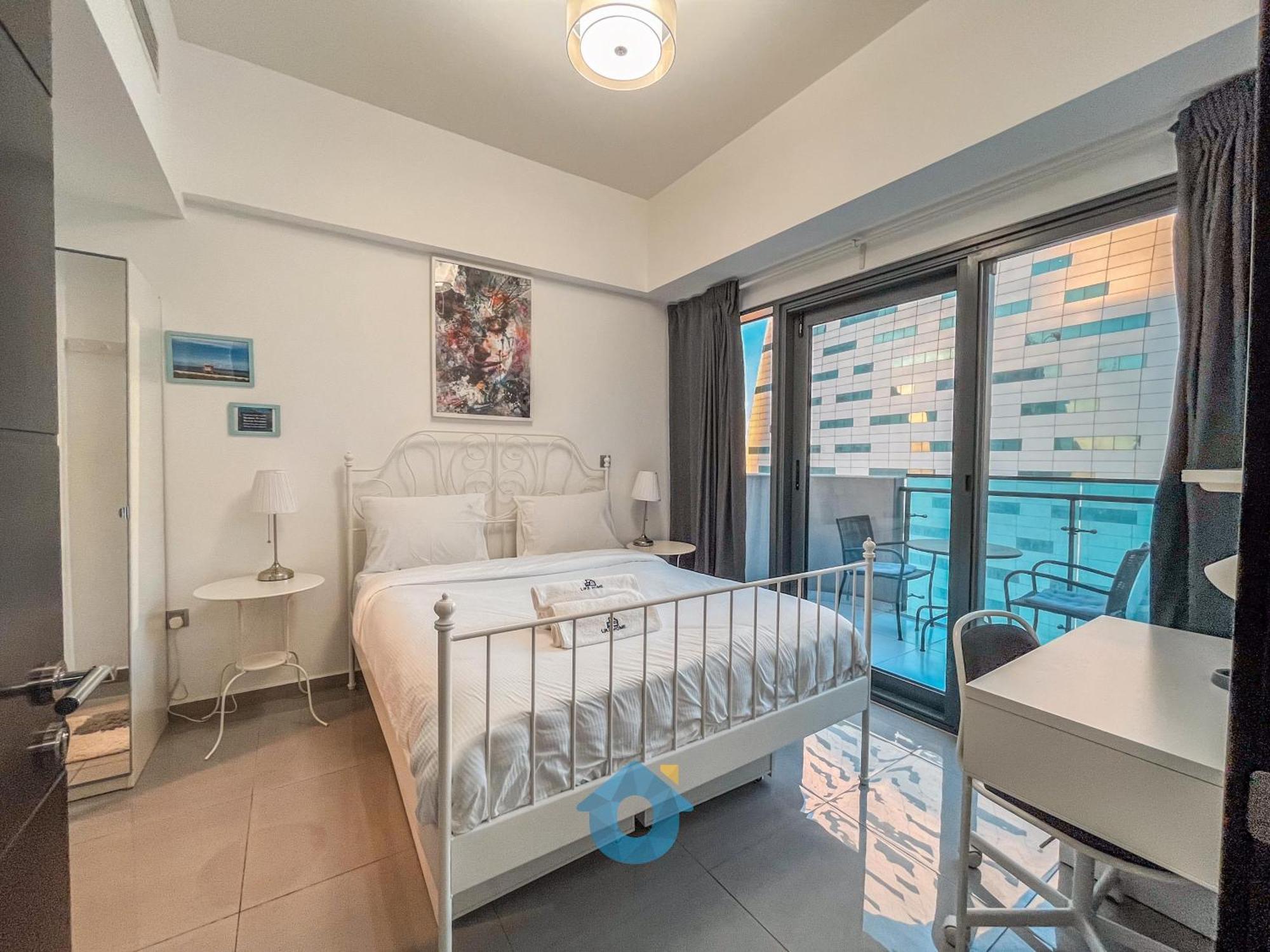 Like - 2618 Elegant 1-bedroom In Merano Tower, Business Bay, Dubai