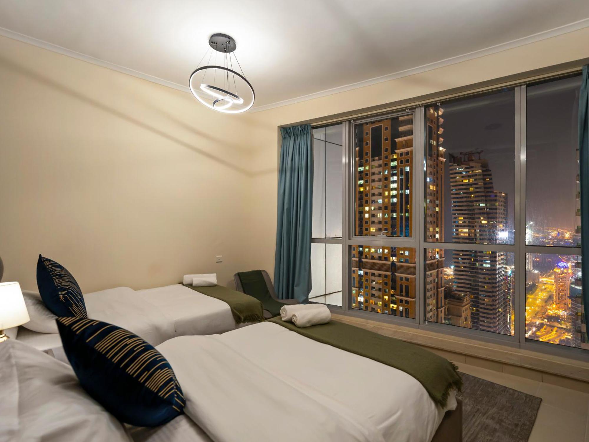 Need To Relax Here 2br Marina Dubai