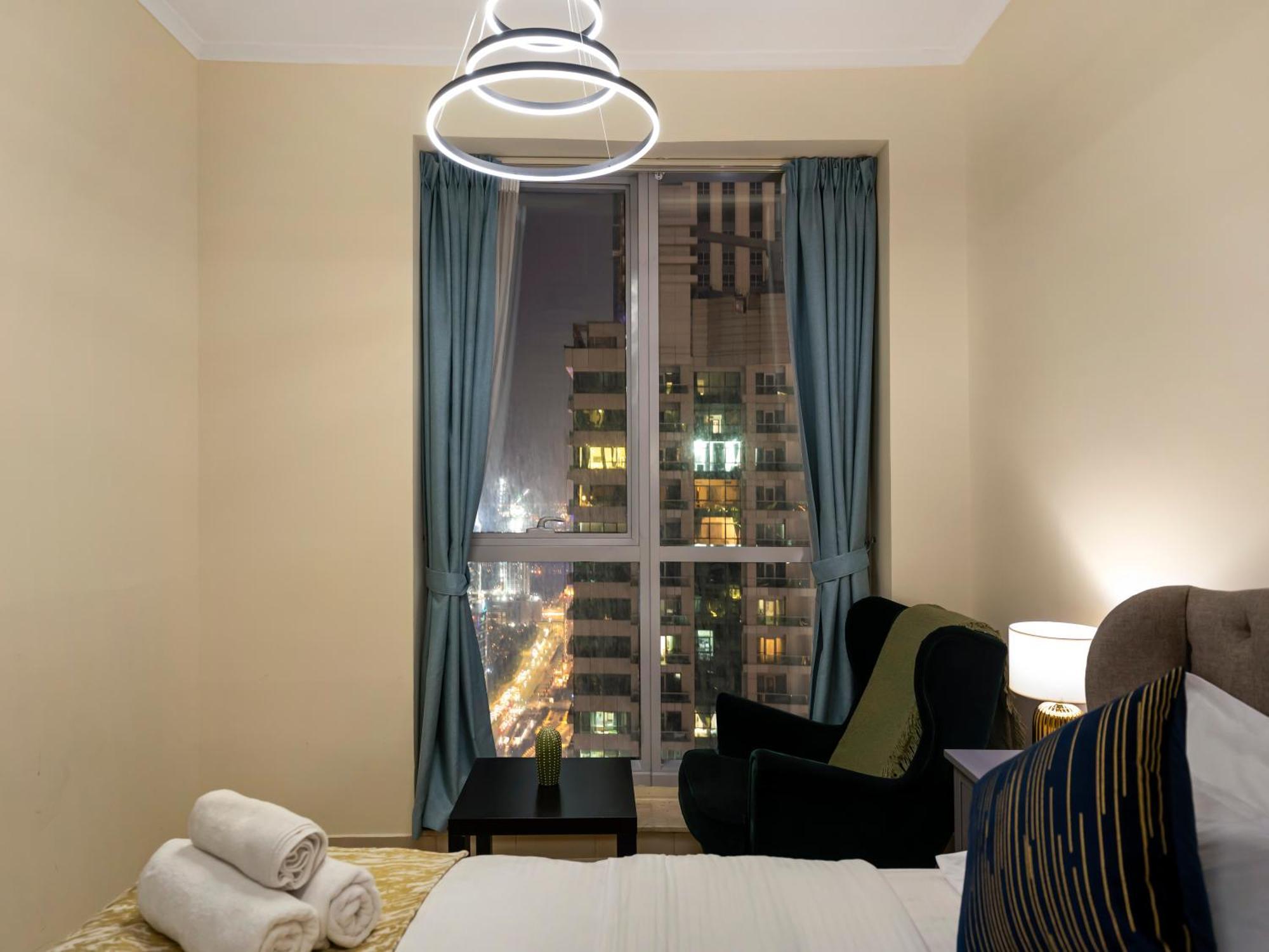 Need To Relax Here 2br Marina Apartment *
