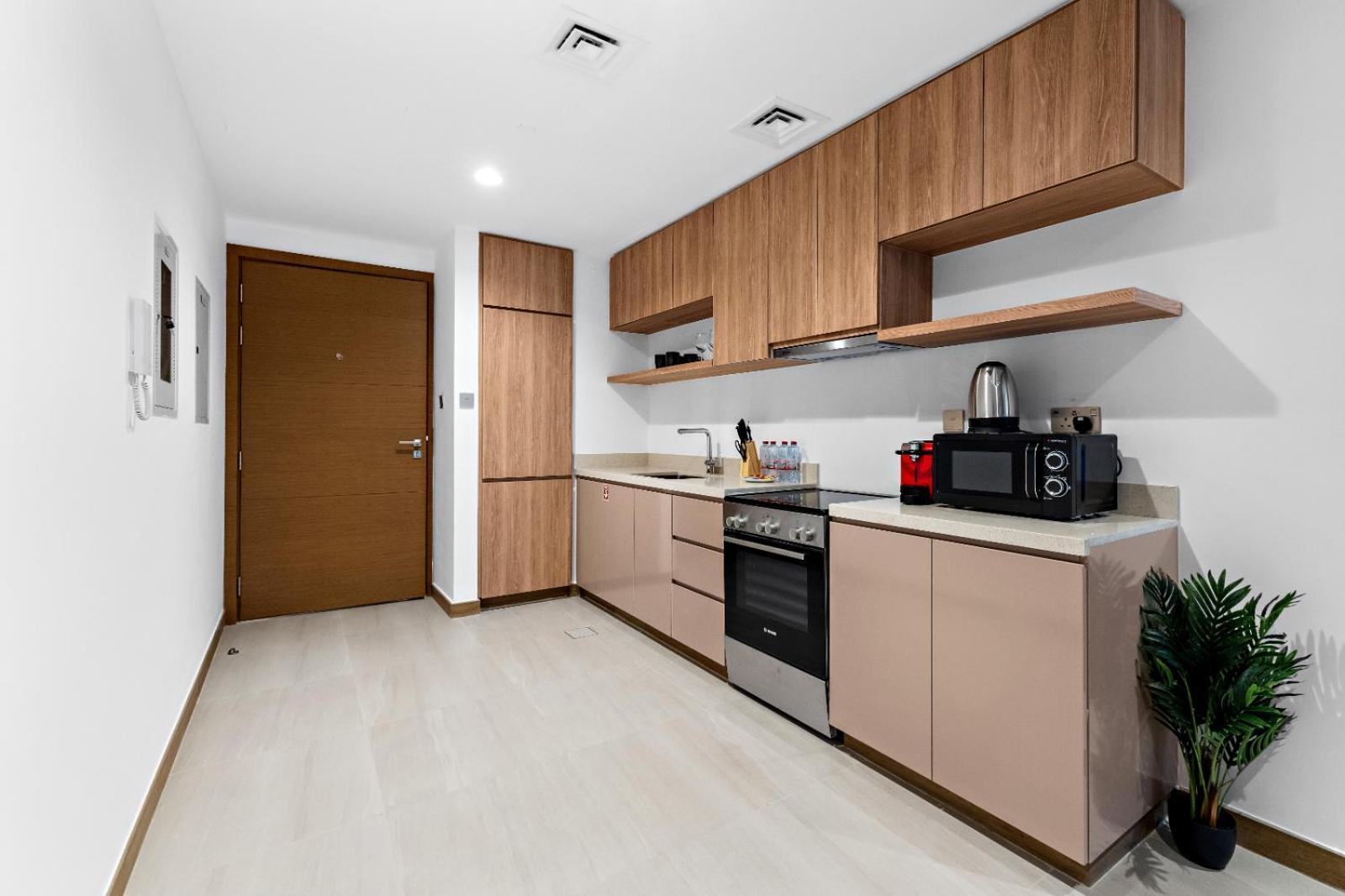 Apartment Missoni Tower 1br 4 Pex 5 Mins From Burj Khalifa *
