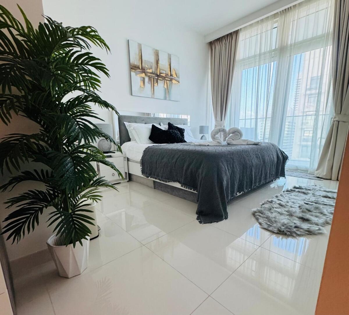 Luxury Beachfront 3br At Sunrise Bay Tower Apartment