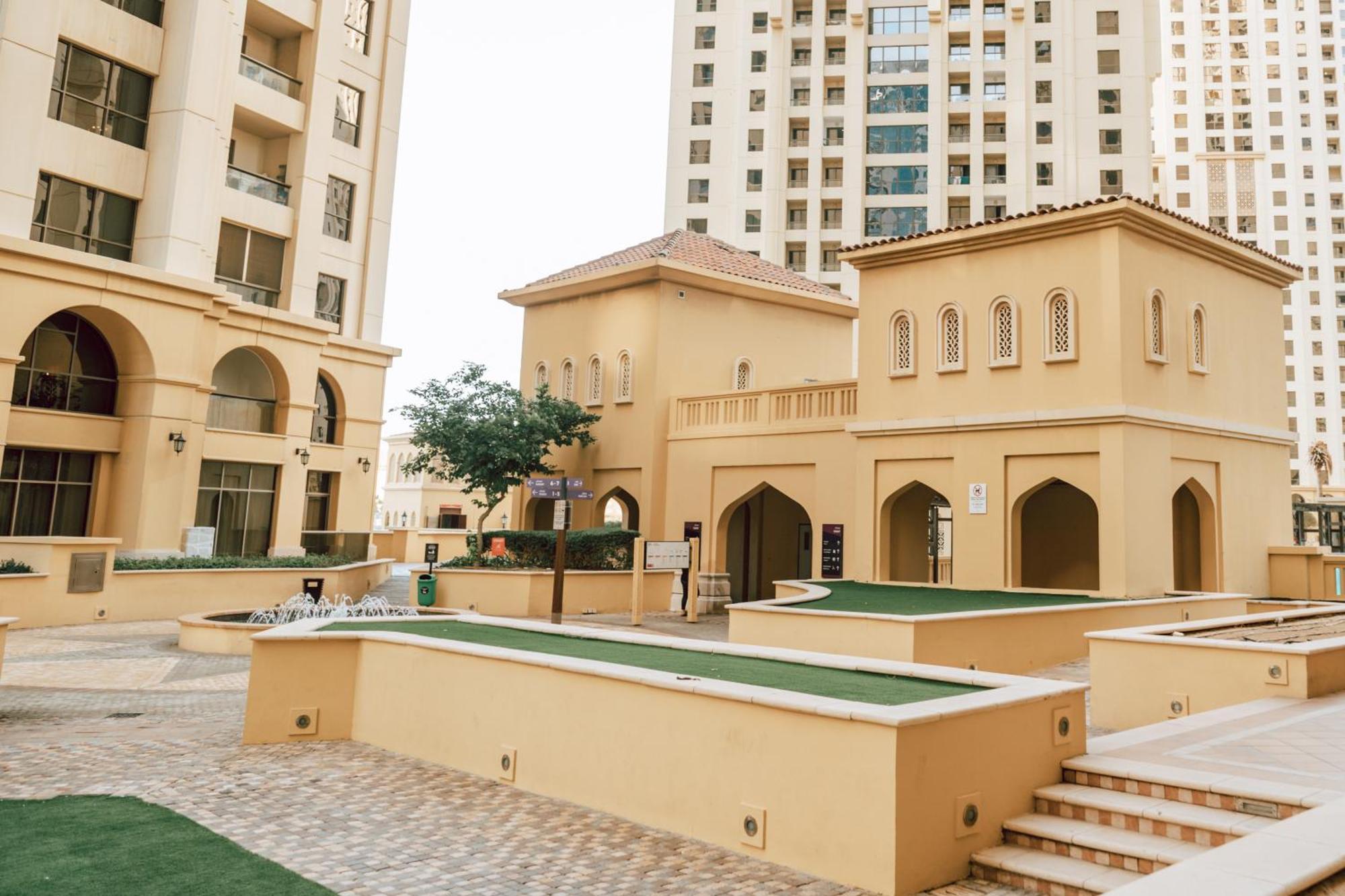 Homestay Qisma Homes Dubai
