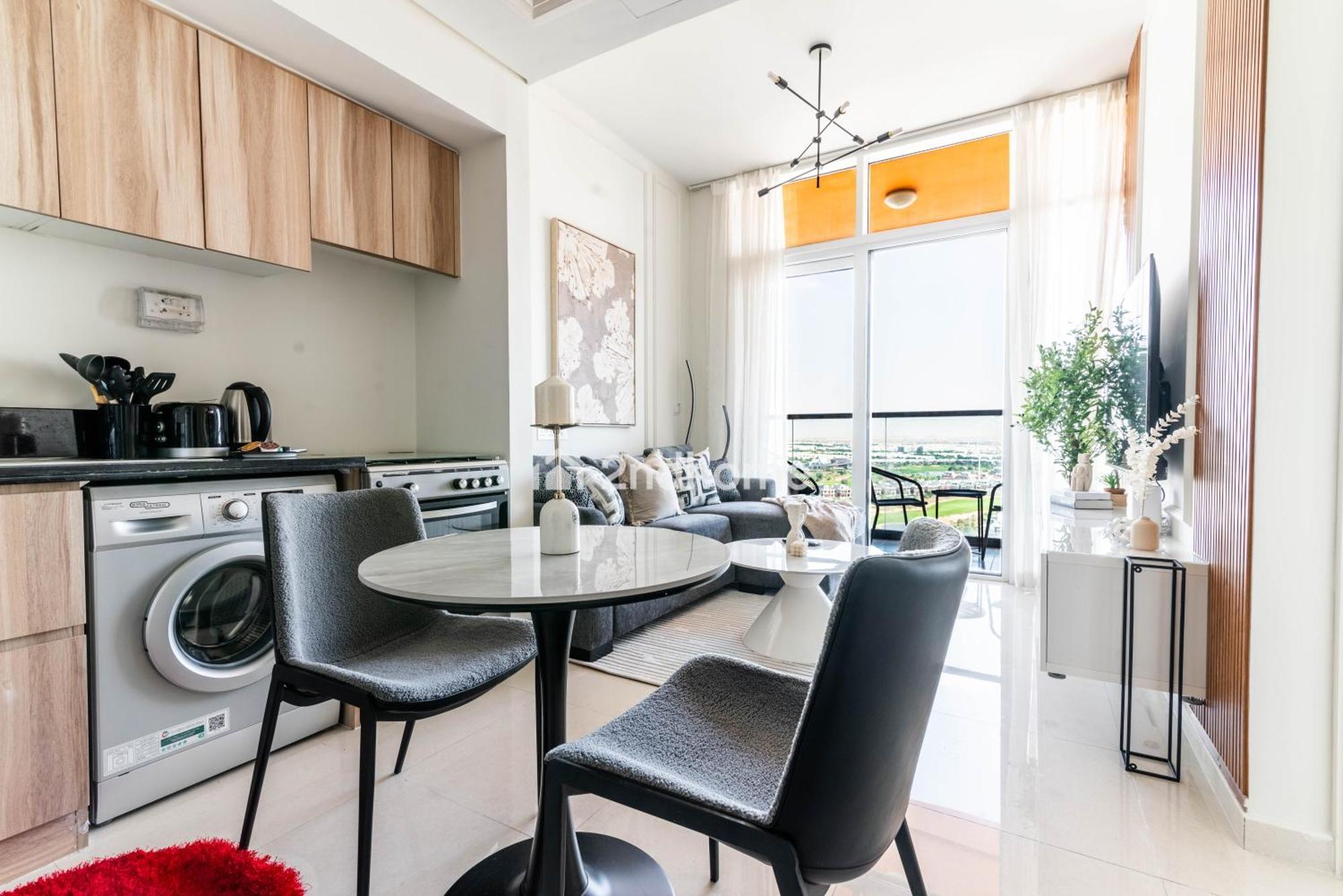 Modern 1-br Golf Course View In Golf