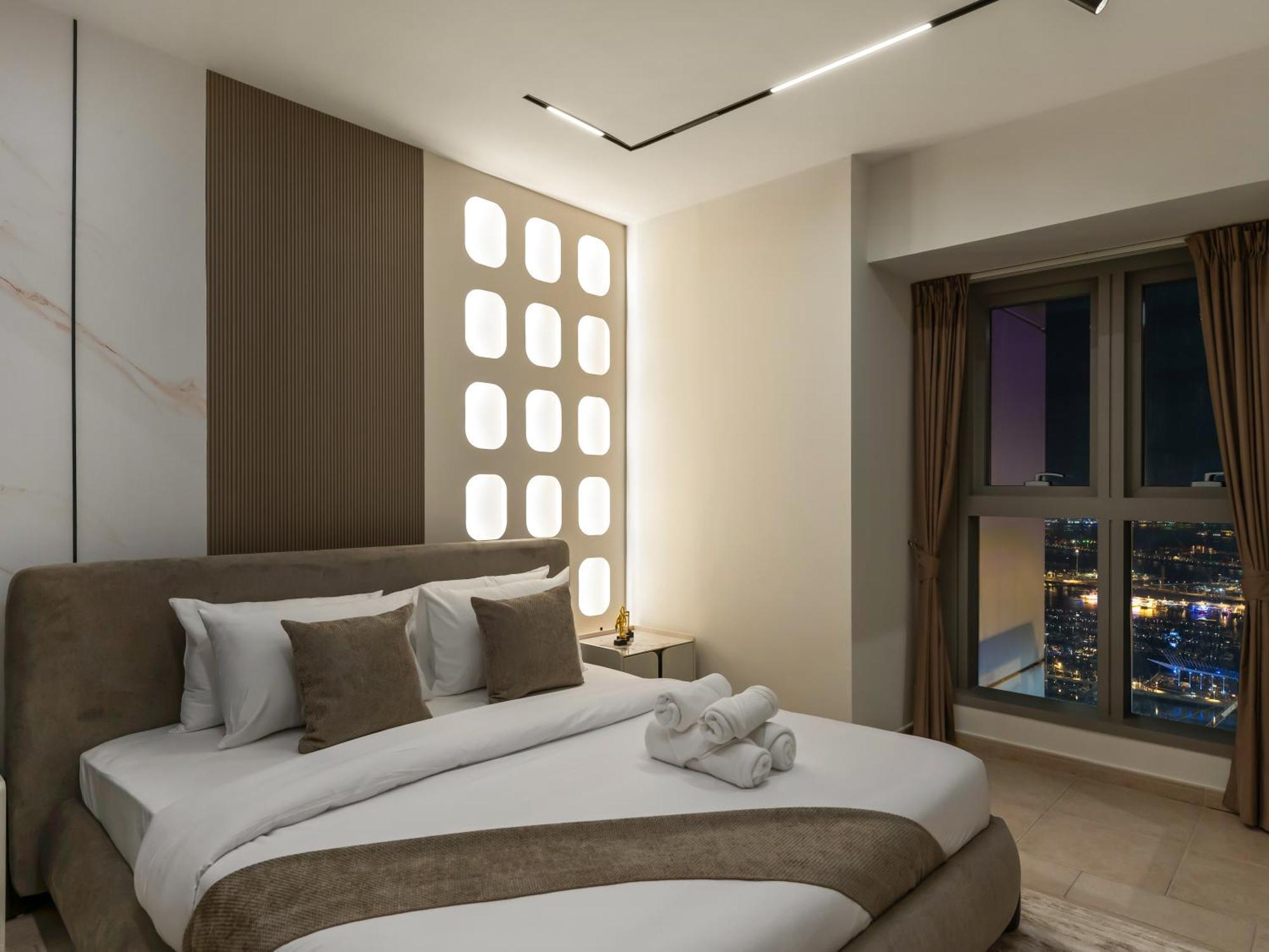 Apartamento Lux New 2 Bhk - Full Sea View - Marina - 5 Min To - 100 Metres To Tram