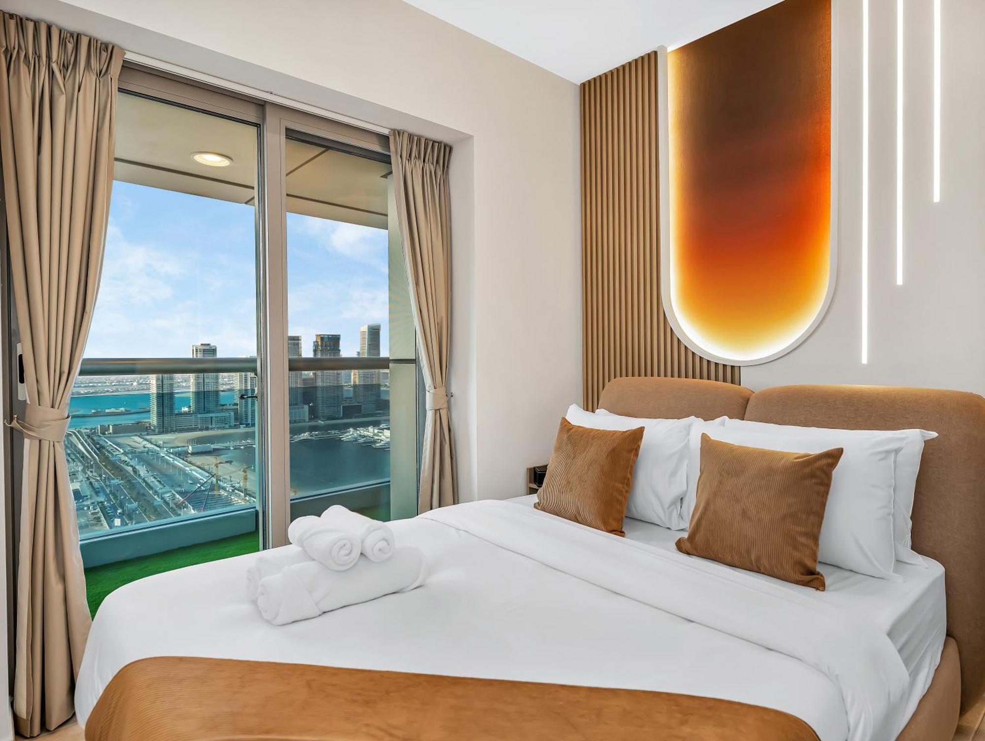 Lux New 2 Bhk - Full Sea View - Marina - 5 Min To - 100 Metres To Tram Apartamento *