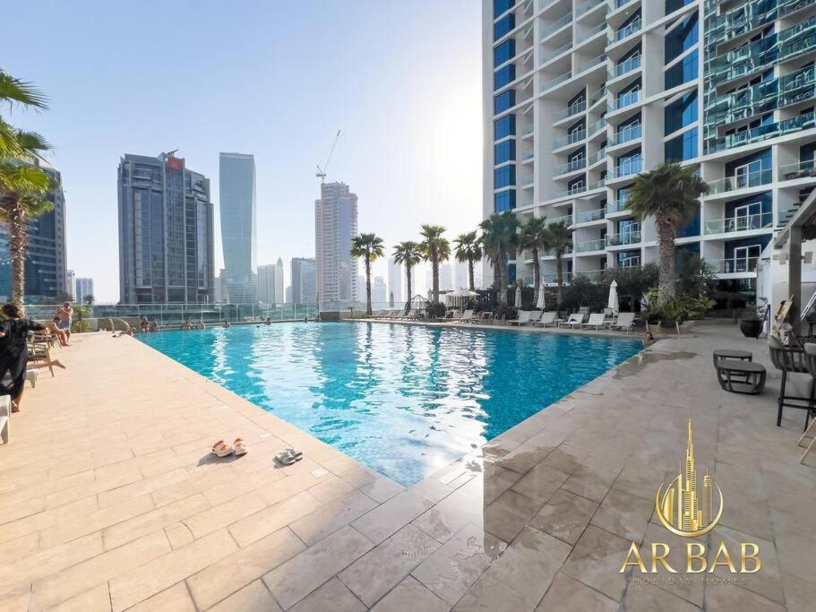 Damac Maison Prive - Luxury Studio - Burj Khalifa View Dubai