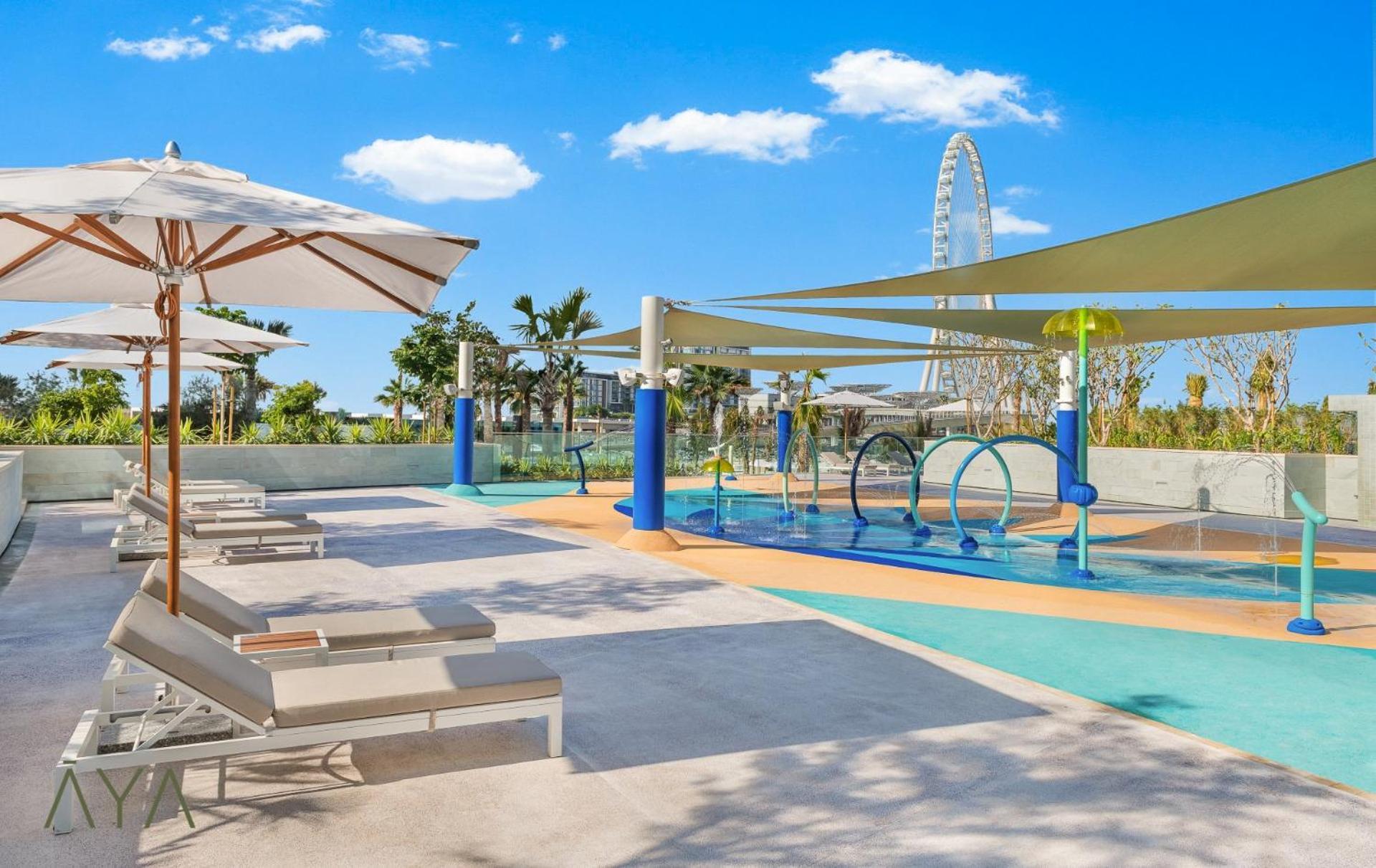 Jumeirah Gate Tower 1 - Stylish With Pool & Views