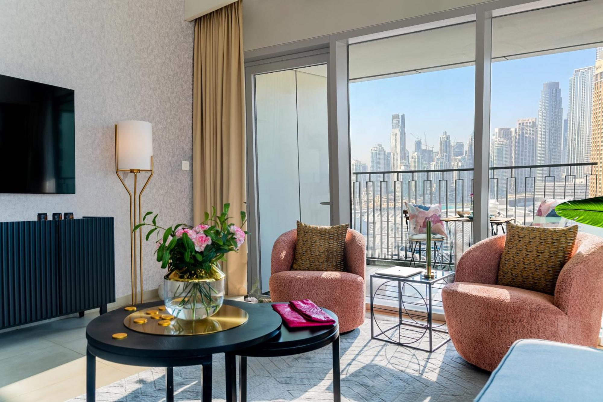 Daire Burj Khalifa Lifestyle Boost! Fabulous 4bed Open View Corner Mall Access Dubai