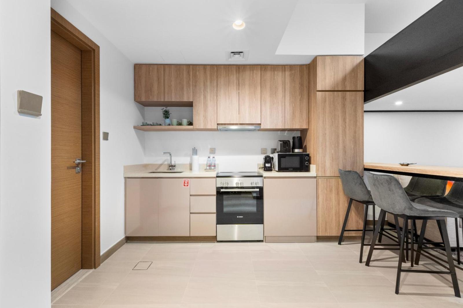 Apartment New Big Layout 5 Min From Burj Khalifa Mall Dubai