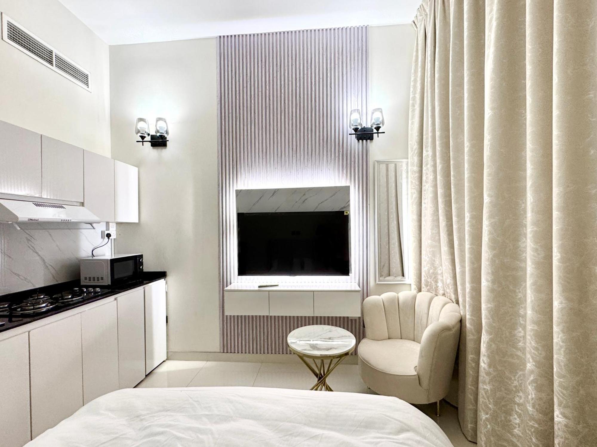 Al Manara Premium Deluxe *