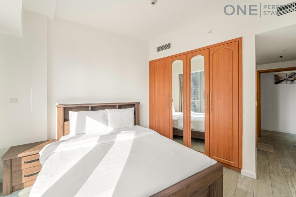 Apartment Stylish 3br In Marina Stunning Views Dubai