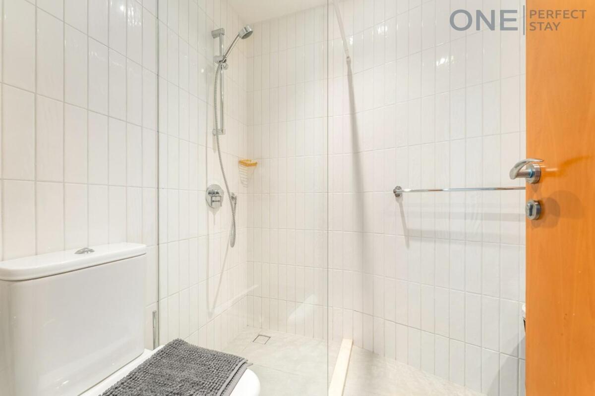 Stylish 3br In Marina Stunning Views Apartment