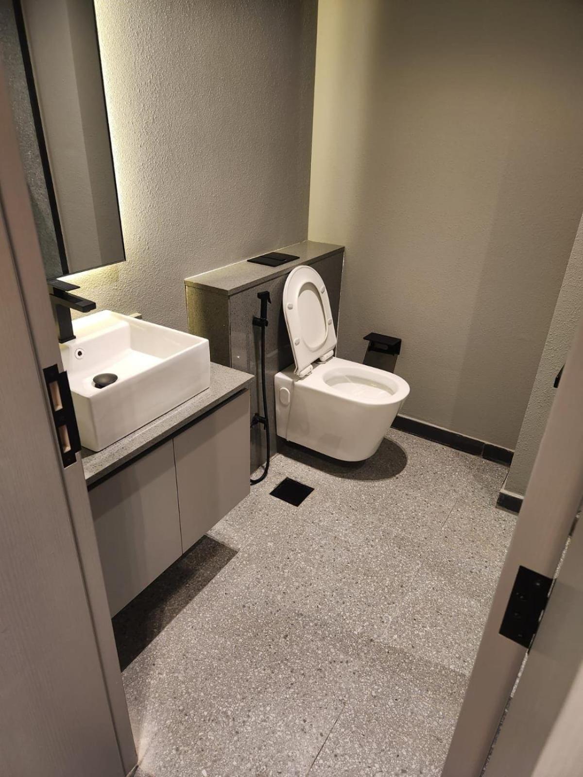 Apartment Brand New Chic 8min To Downtown *