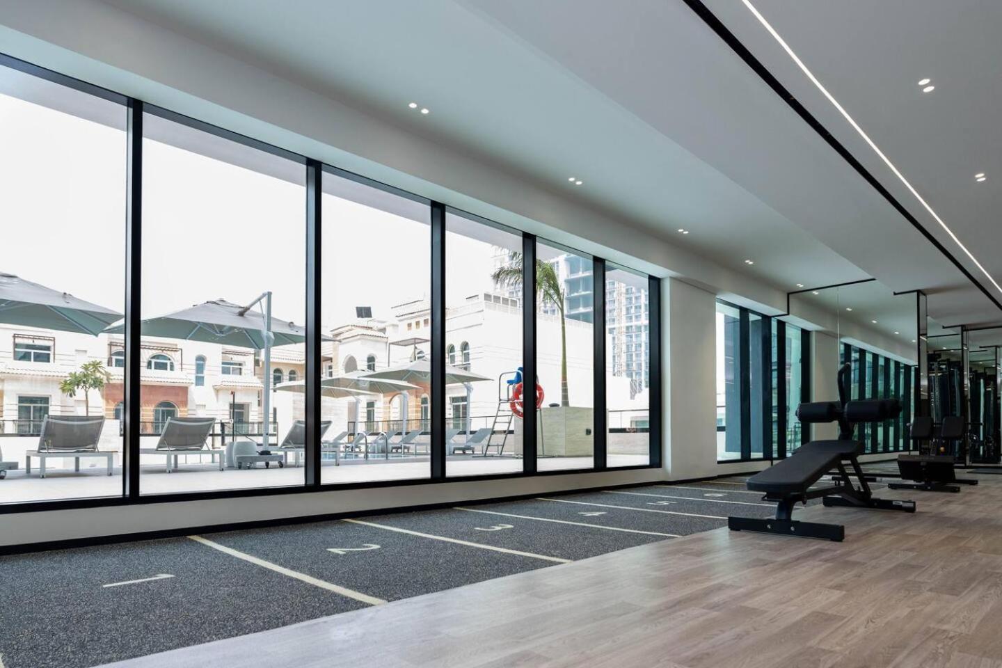 Apartment Modern And Spacious 1 Bedroom In Jvc