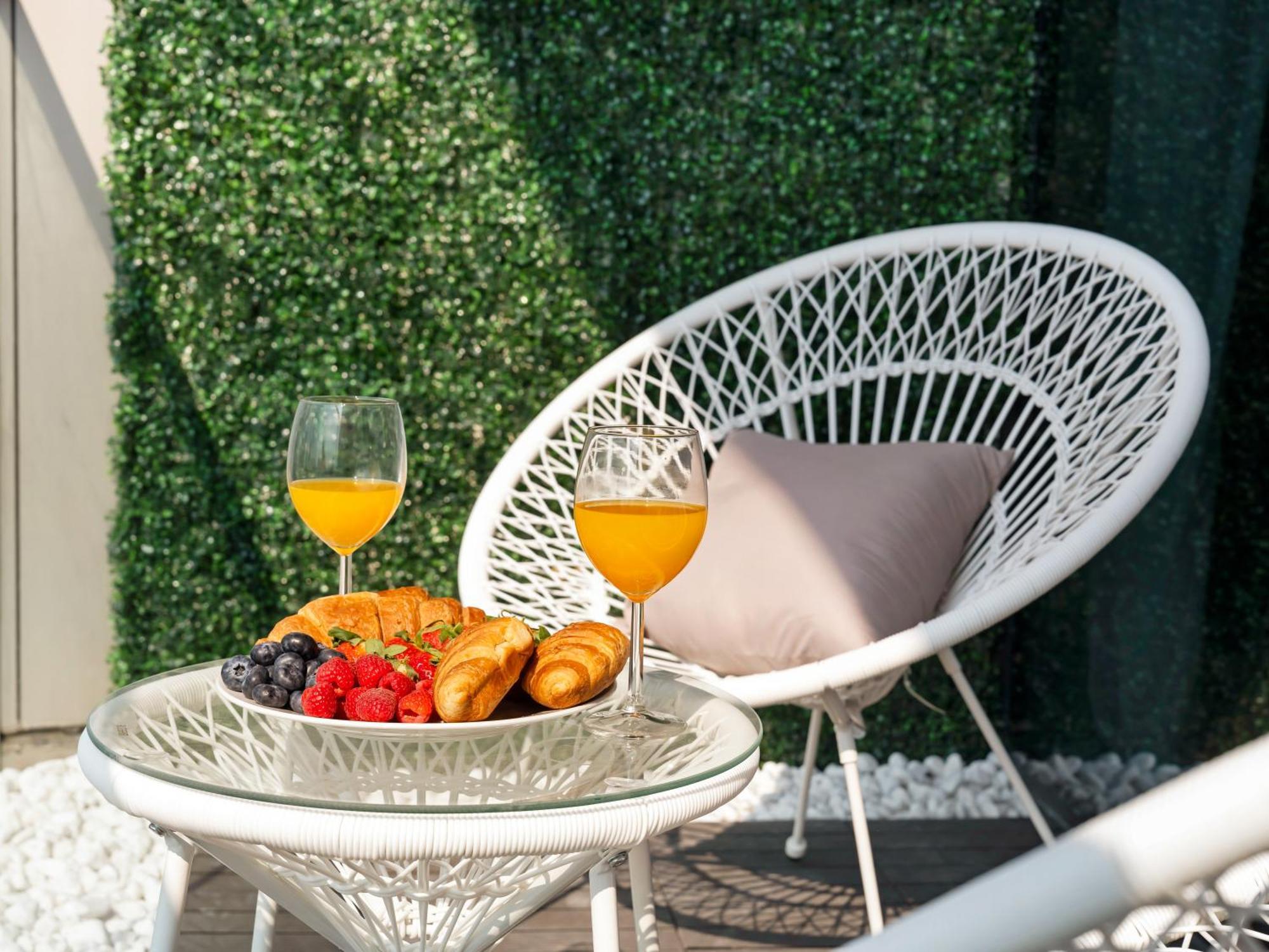 Daire Smartstay At Grande Signature - Downtown Views - Brand New Luxury Dubai